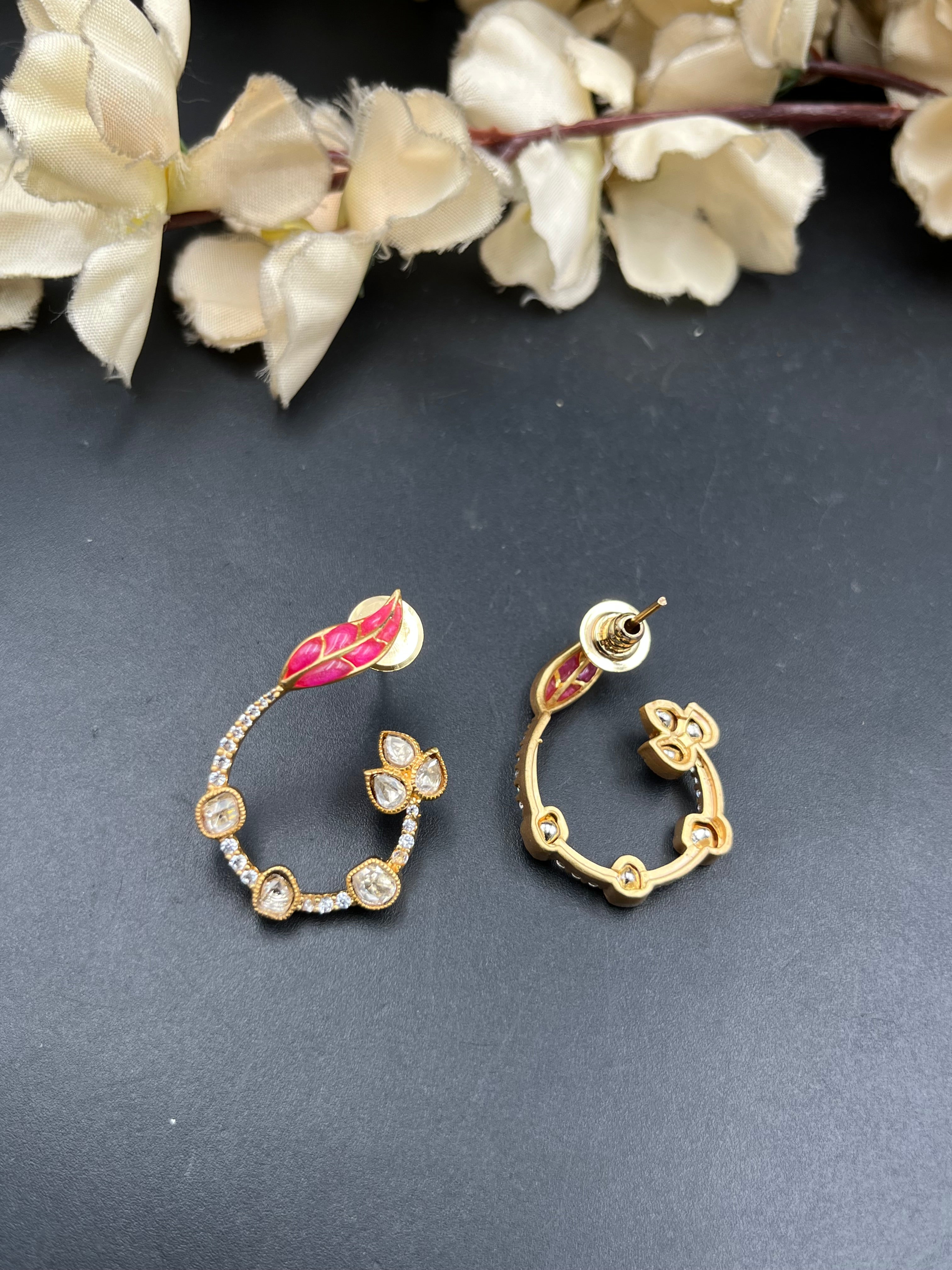 GUNJAN EARRING