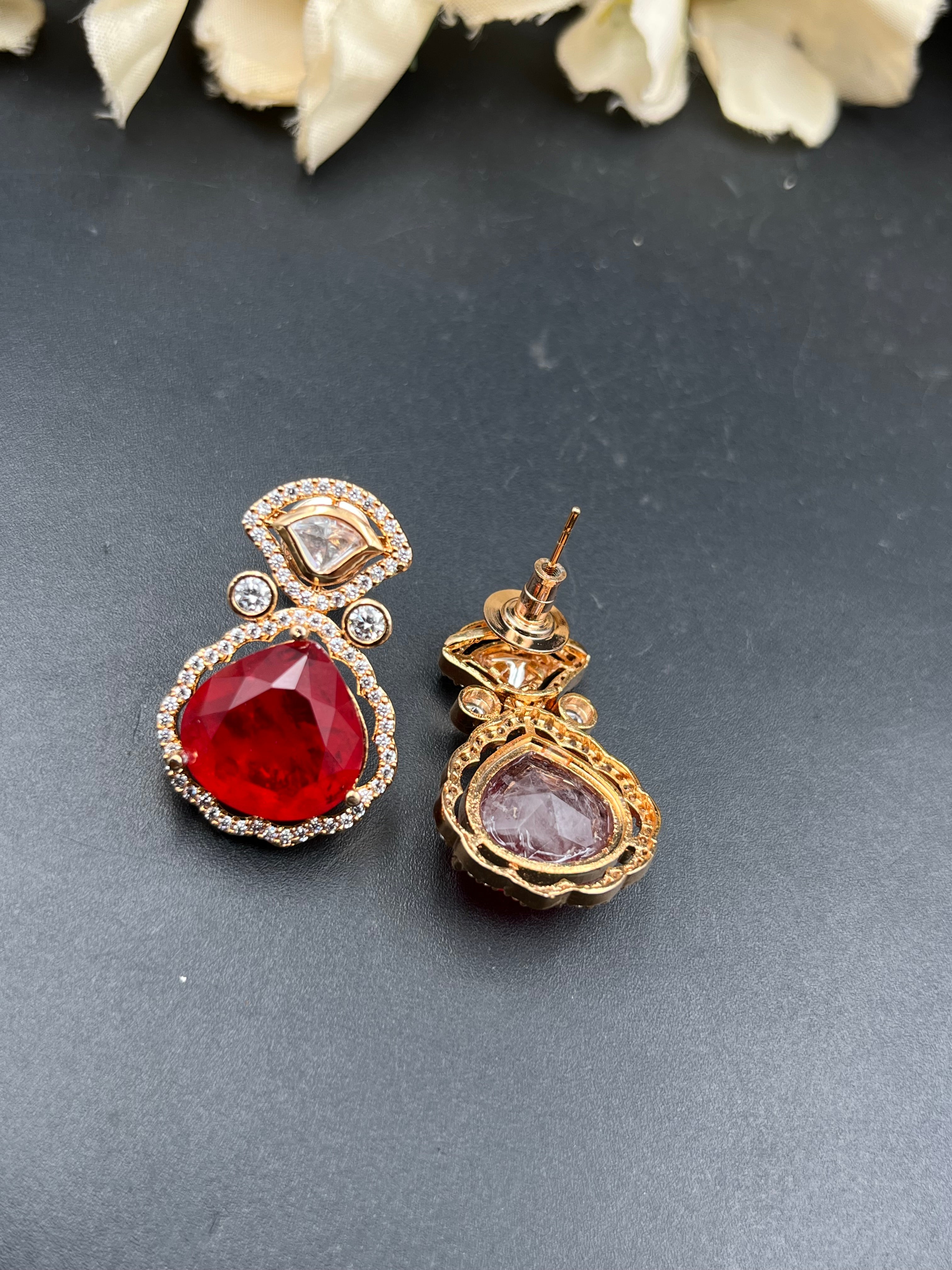 NISHU EARRING