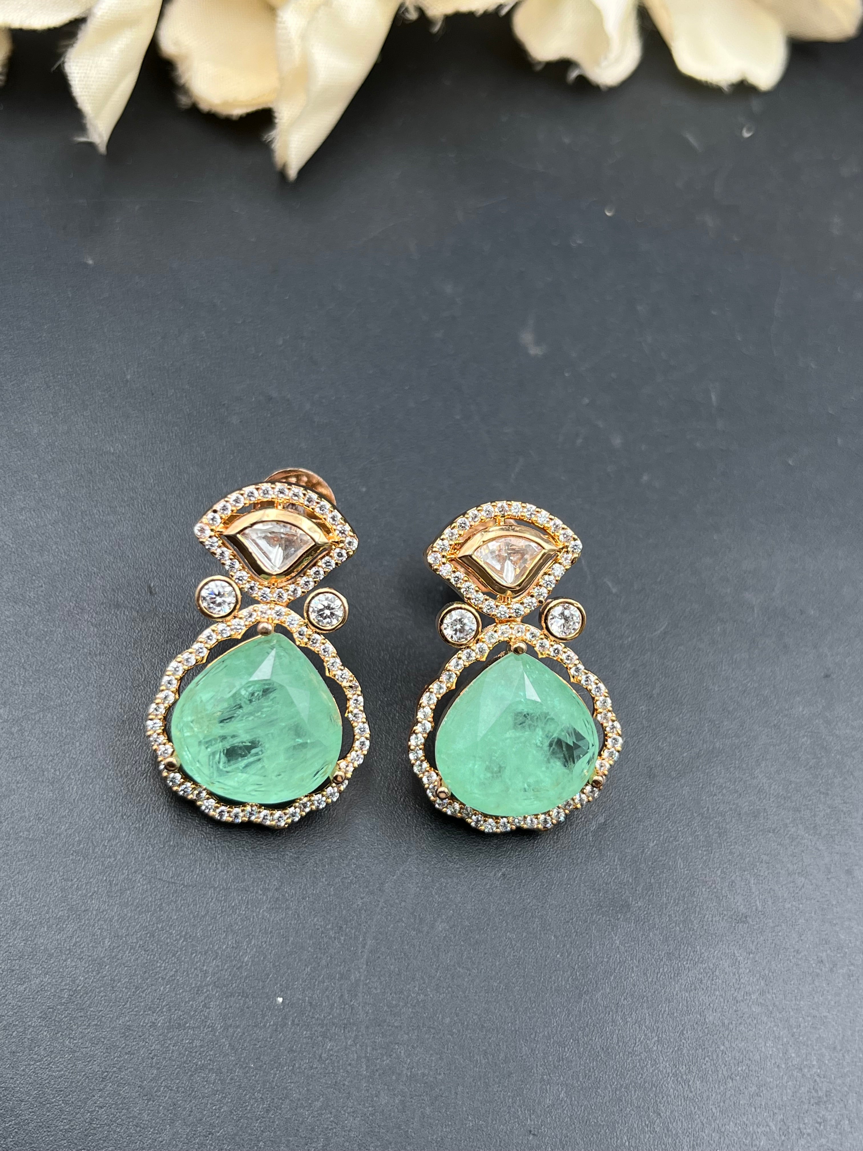NISHU EARRING