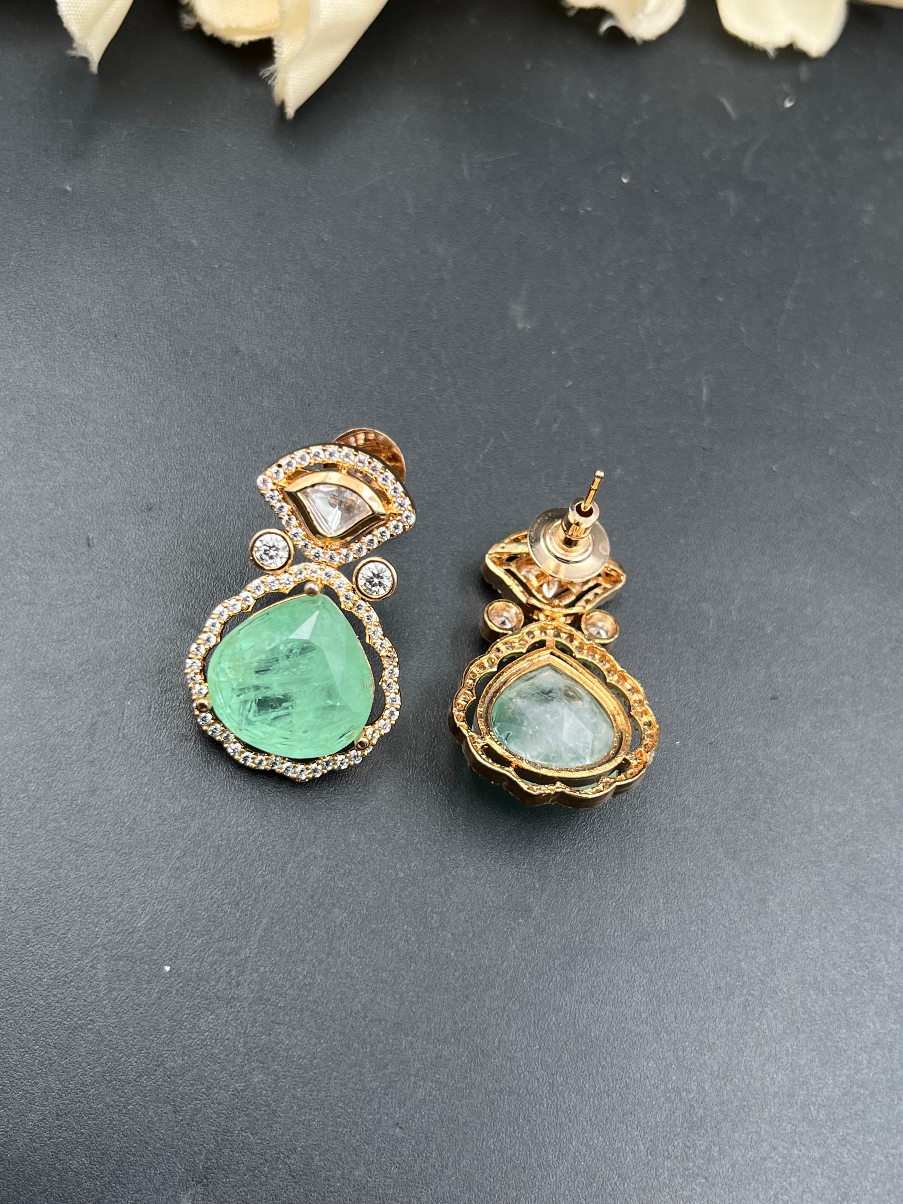 NISHU EARRING