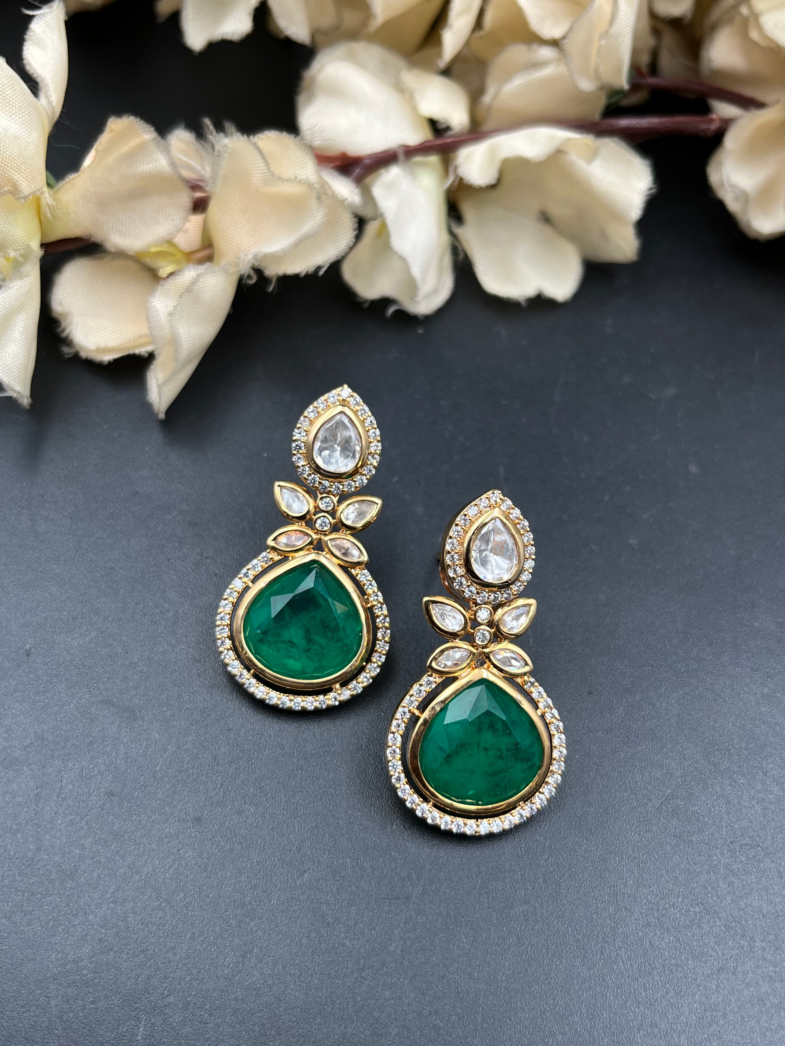 DIKSHU EARRING