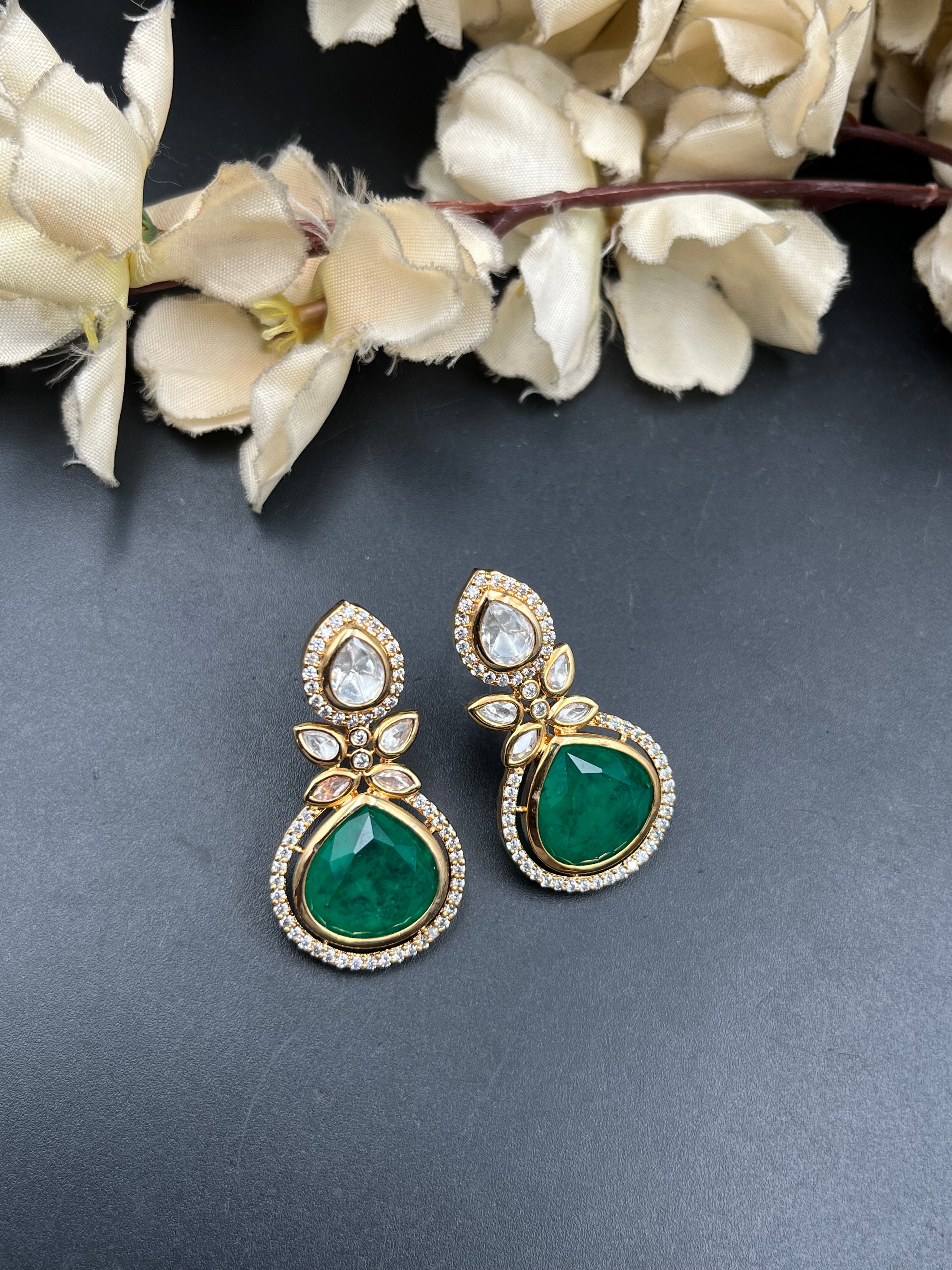 DIKSHU EARRING