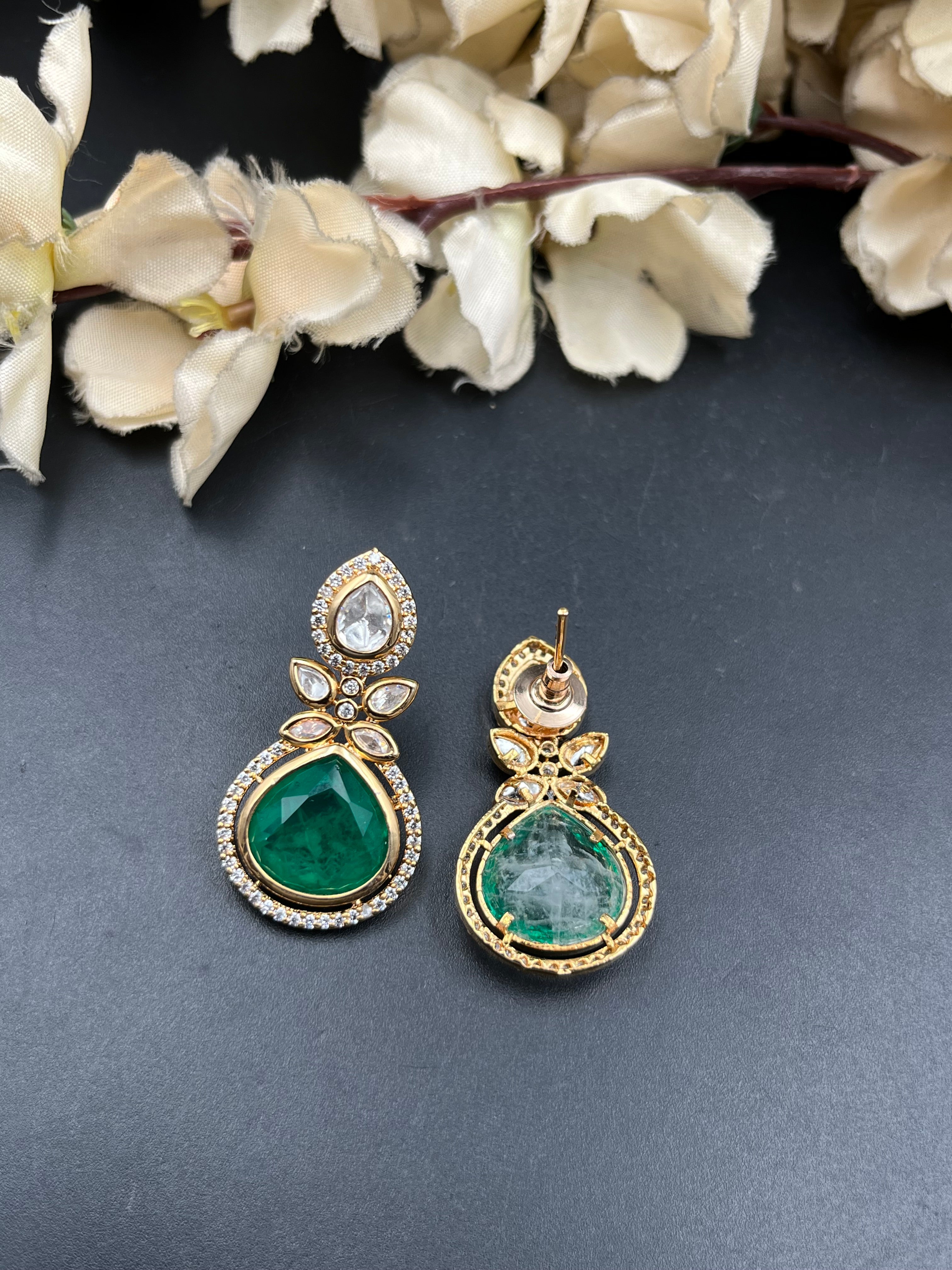 DIKSHU EARRING
