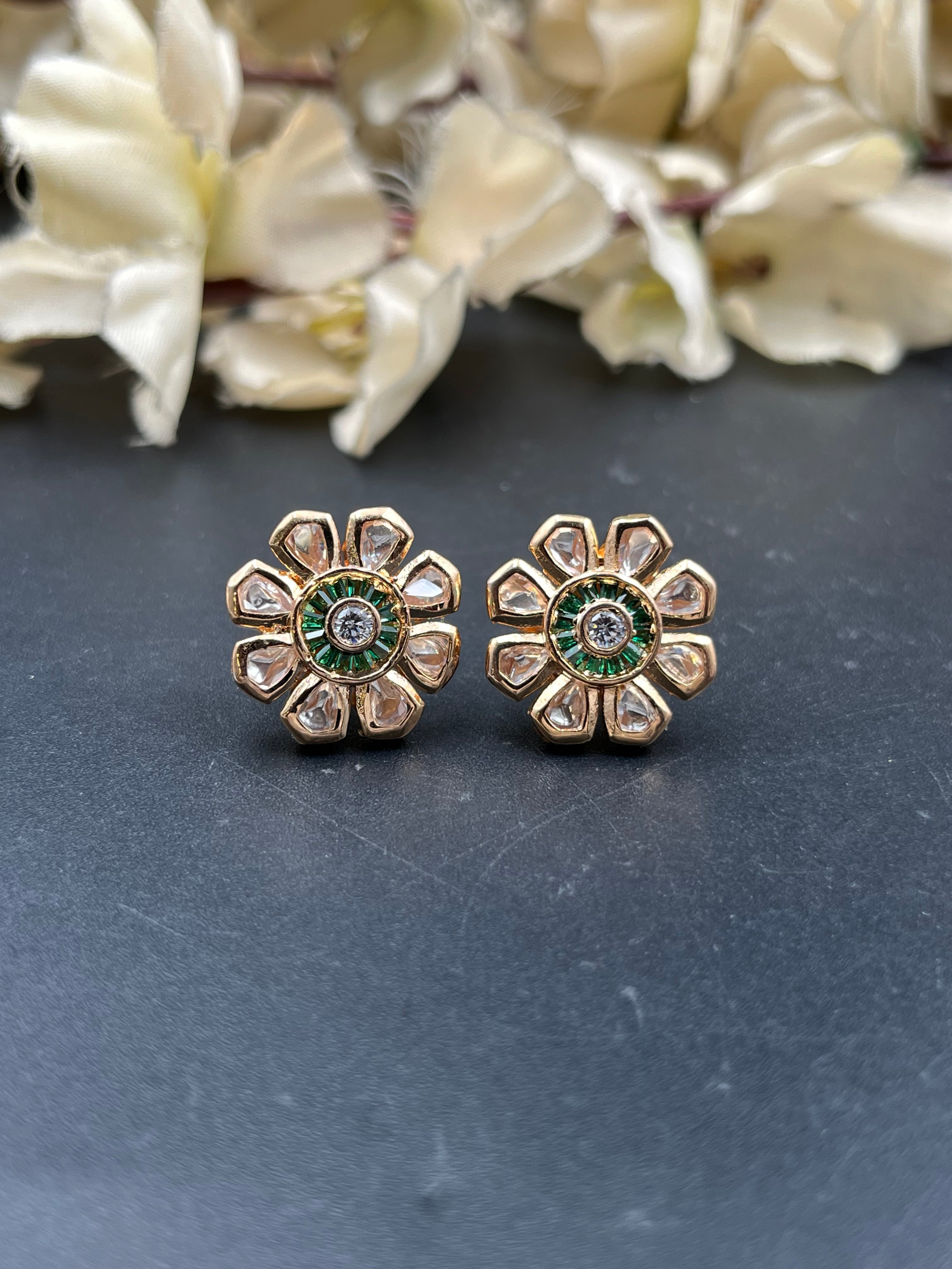 NISHU EARRING