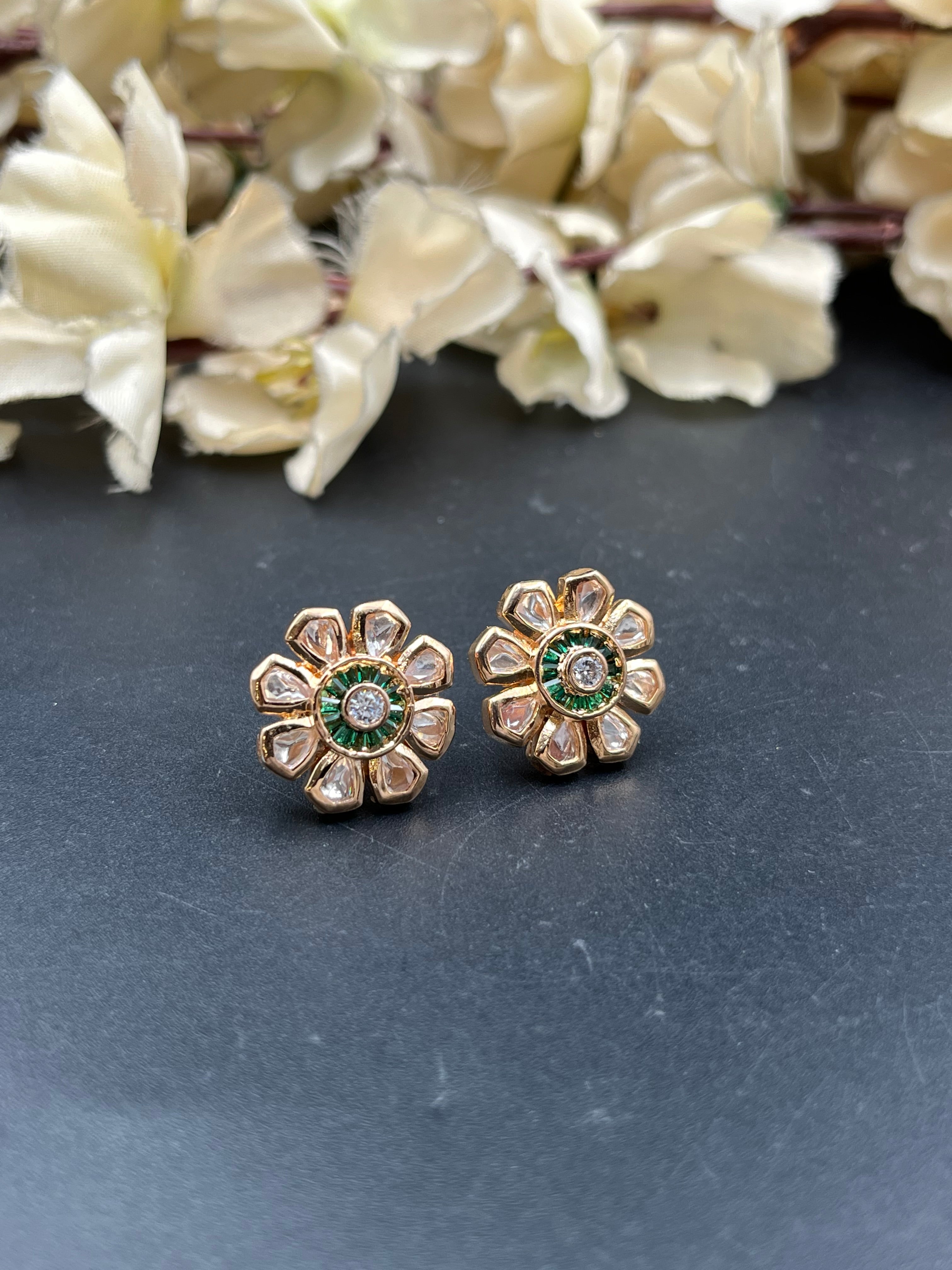 NISHU EARRING