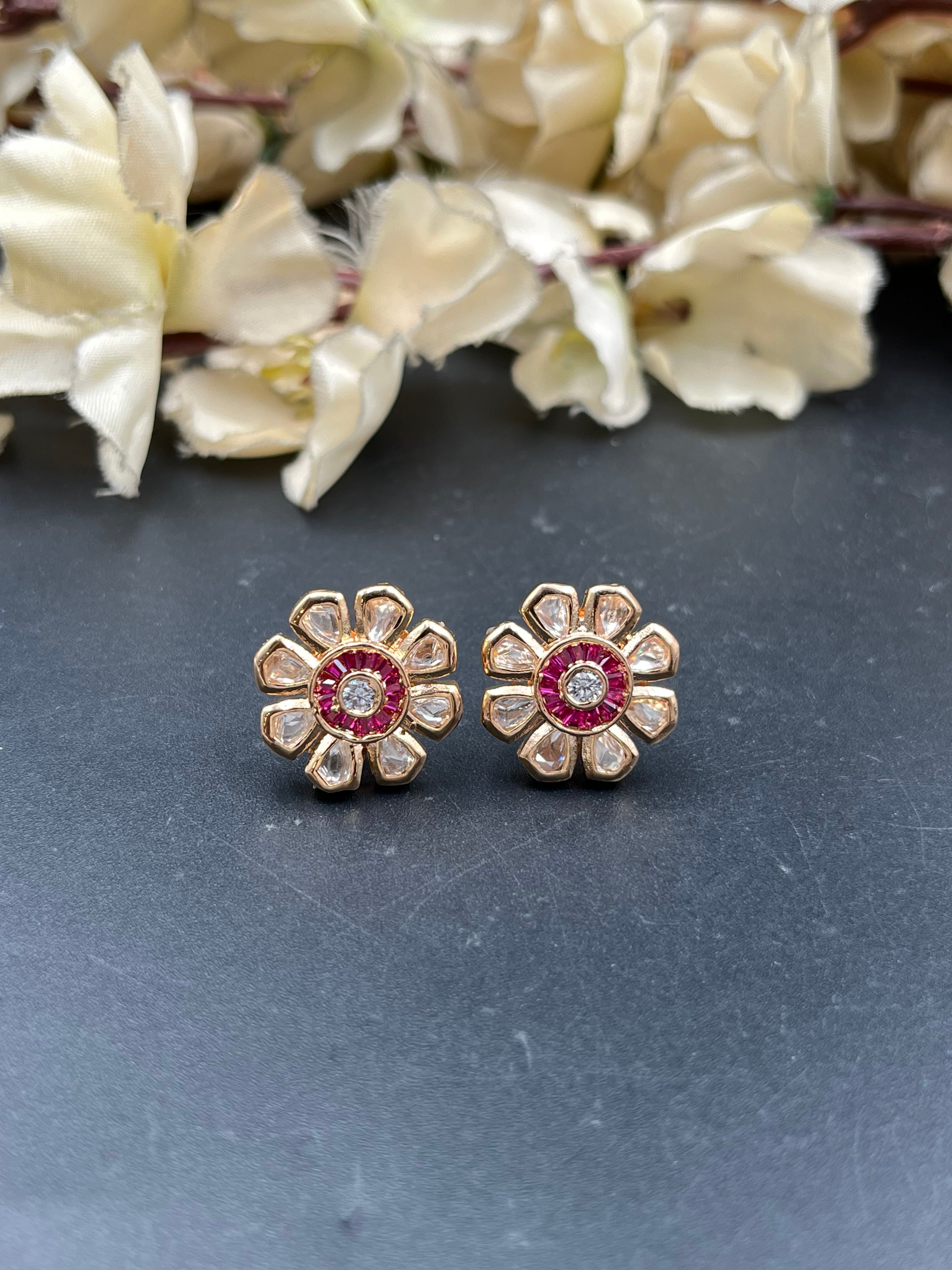 NISHU EARRING
