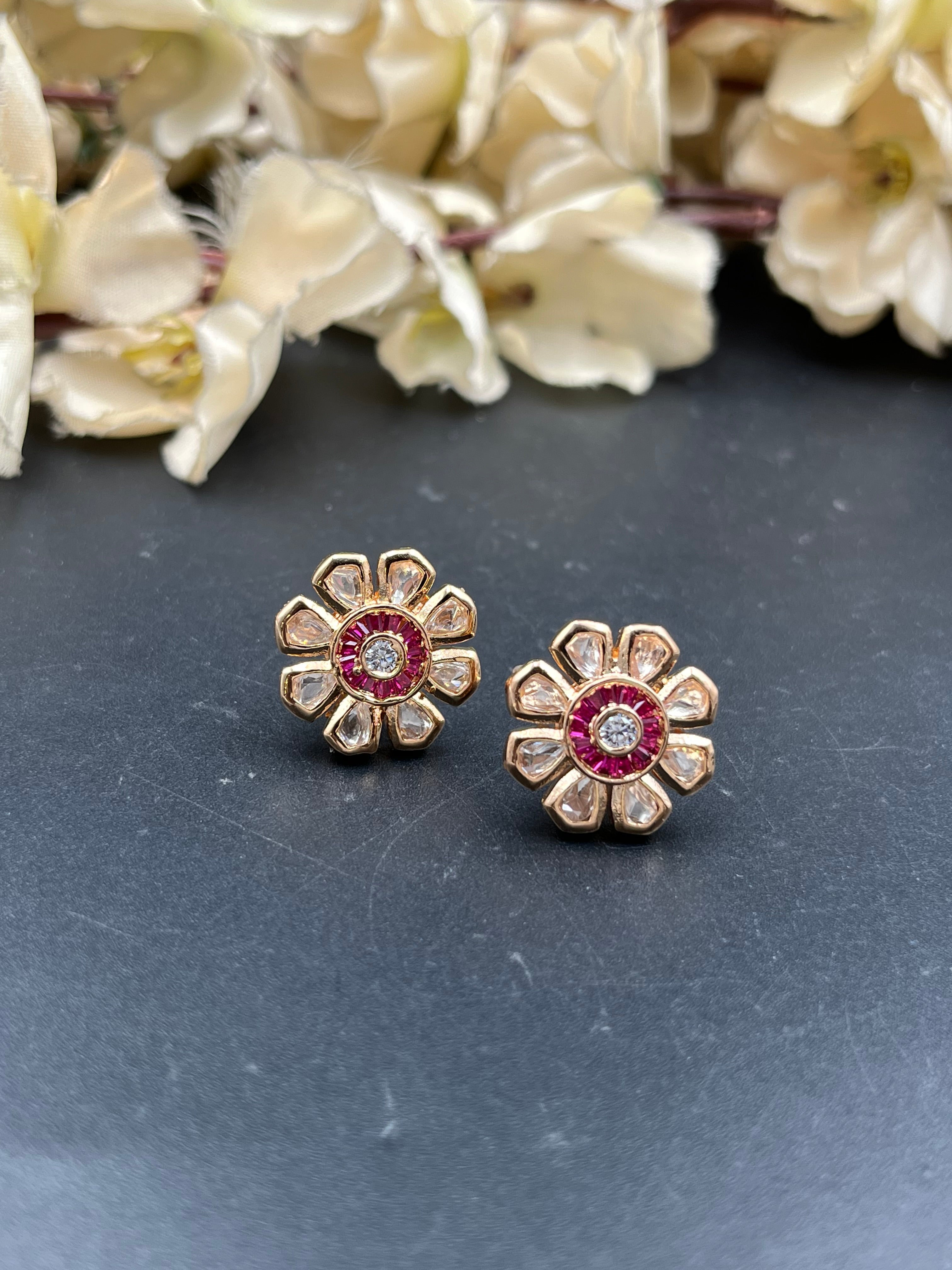 NISHU EARRING