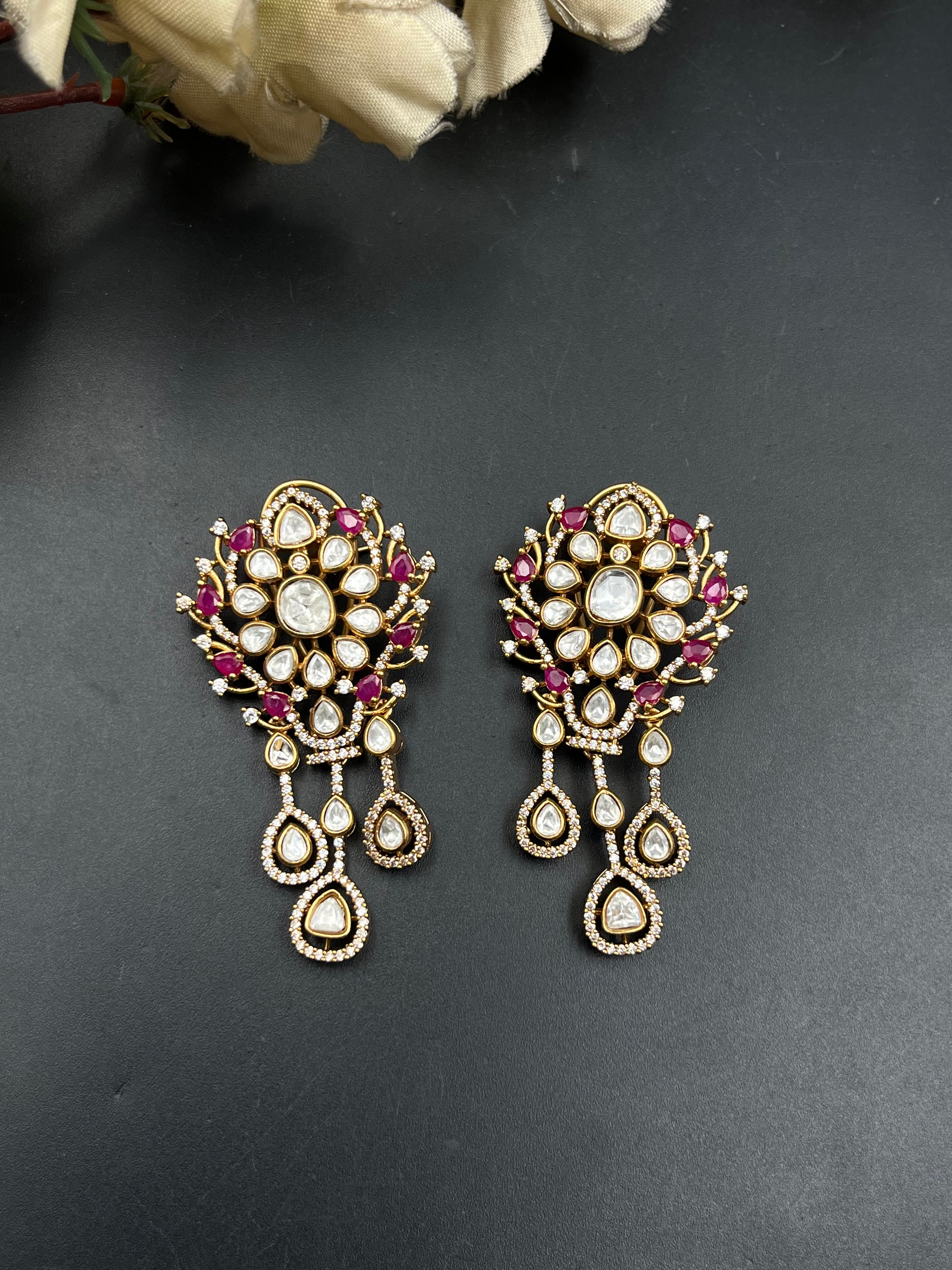 MEENA NECKLACE