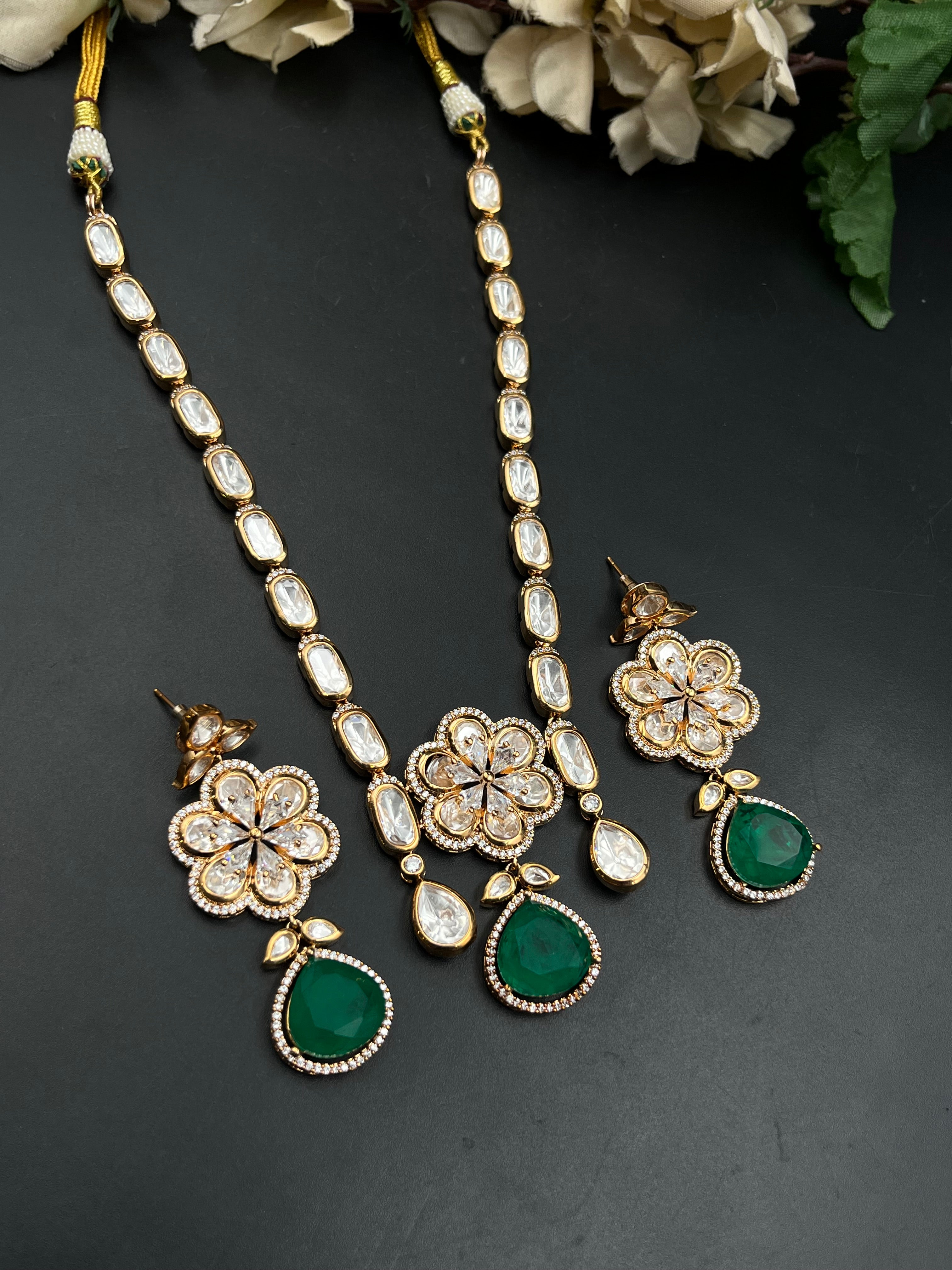 SIWEET NECKLACE