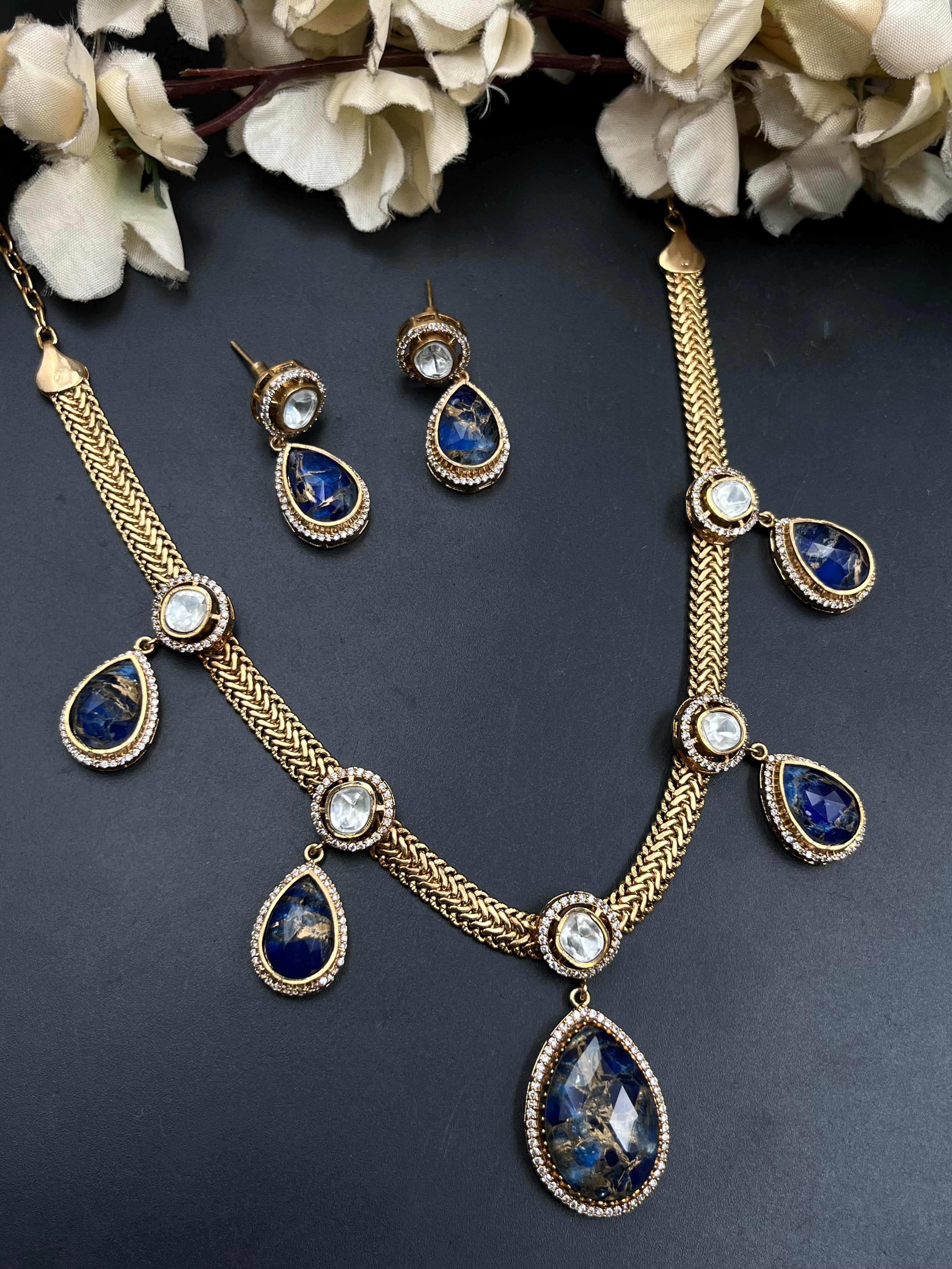 Pinku Necklace