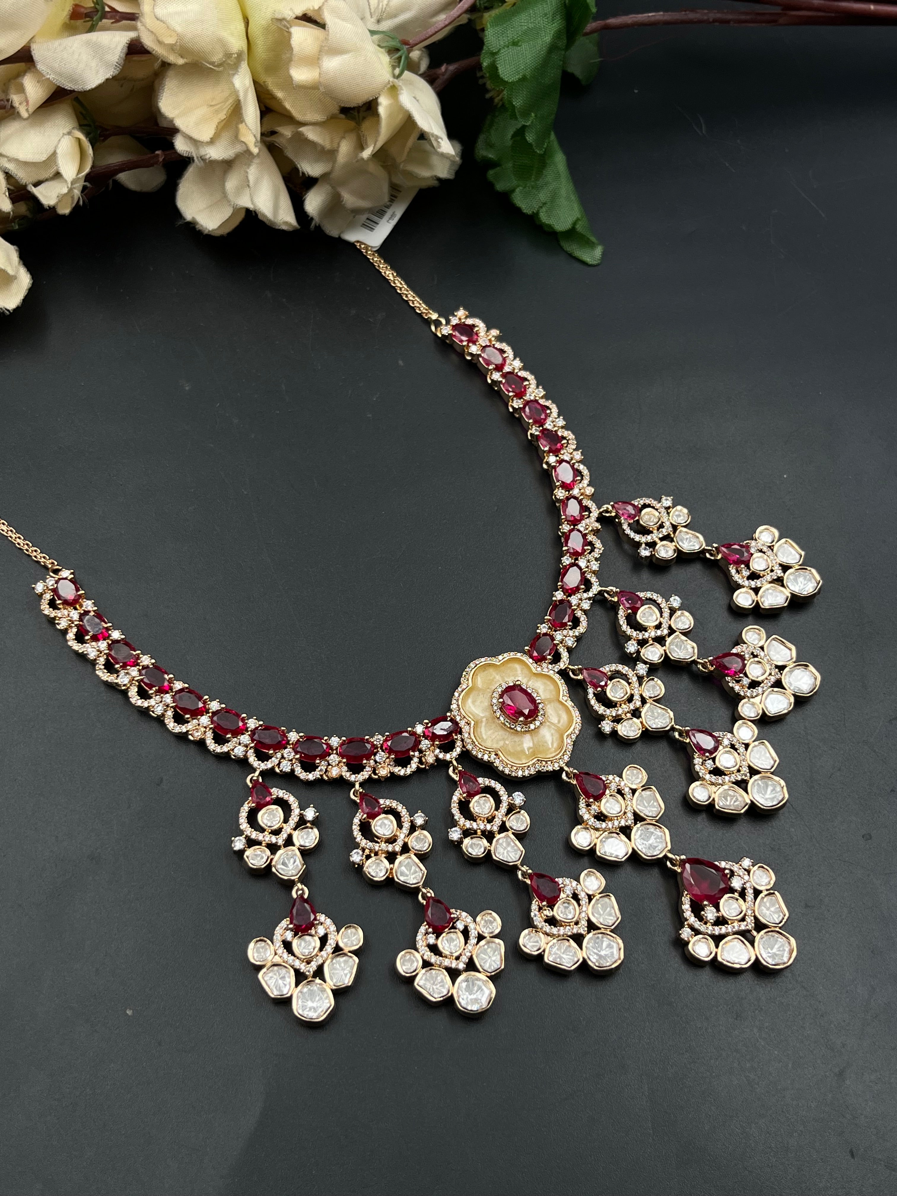 VINUU NECKLACE