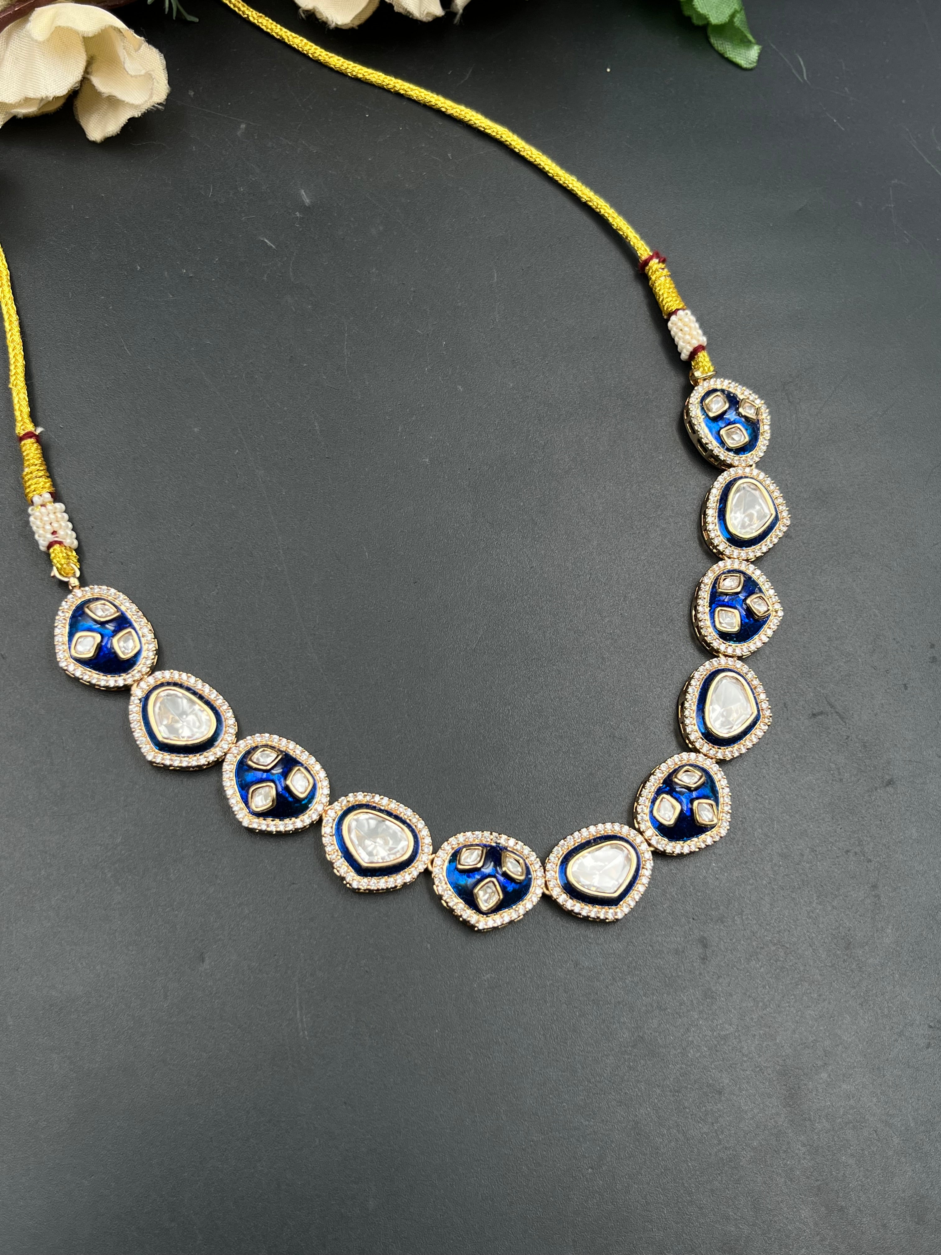 SILU NECKLACE