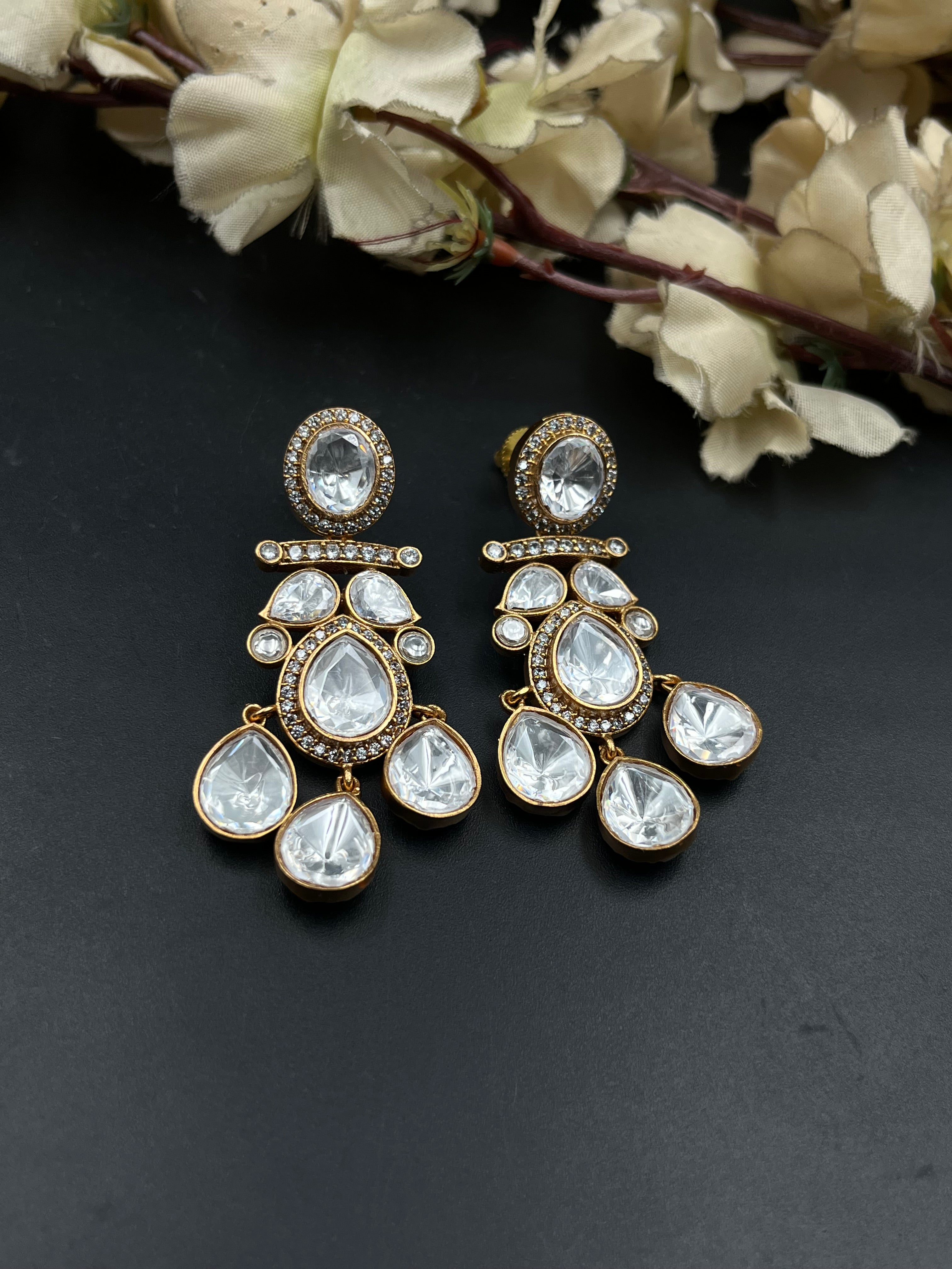 BHUMI EARRING