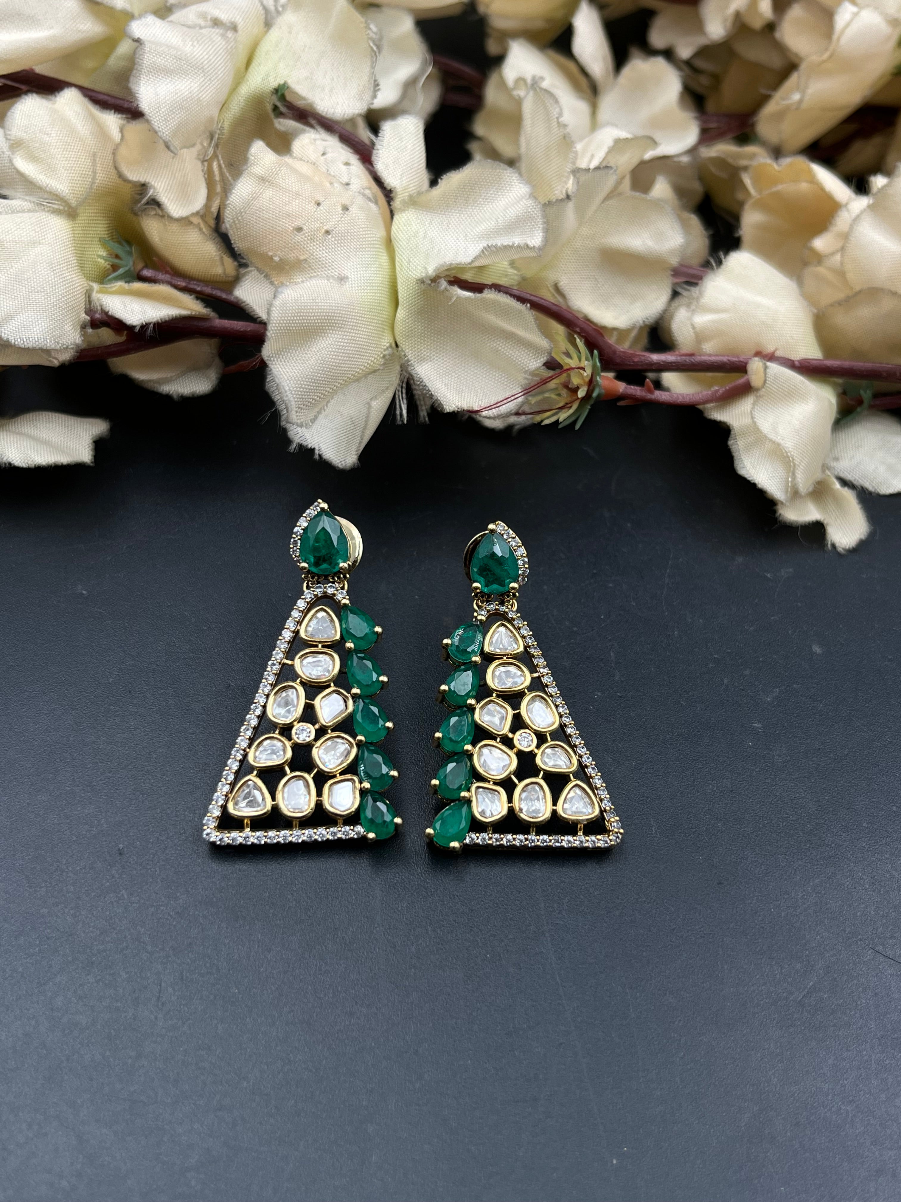 TRIPTI EARRING