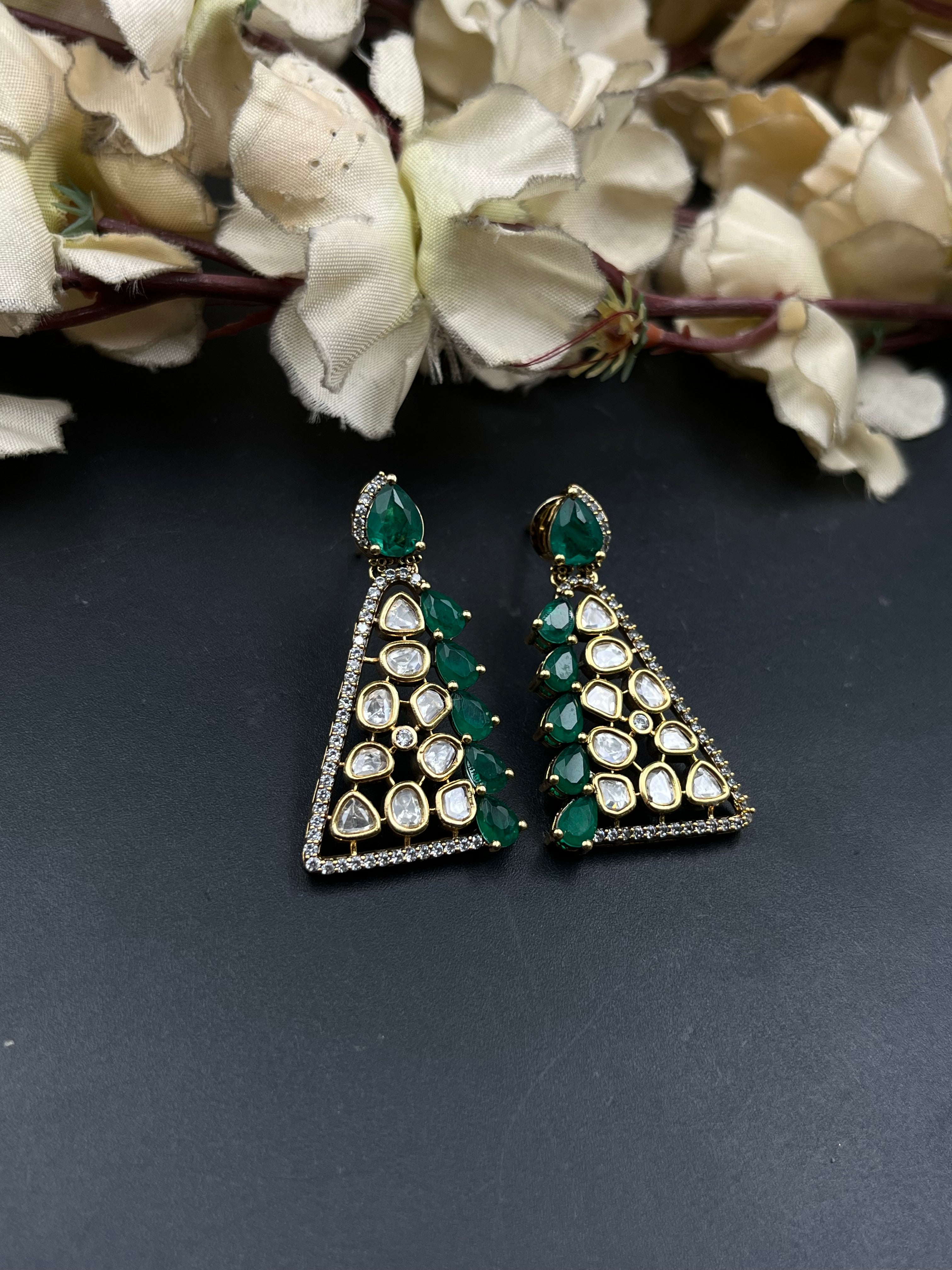 TRIPTI EARRING