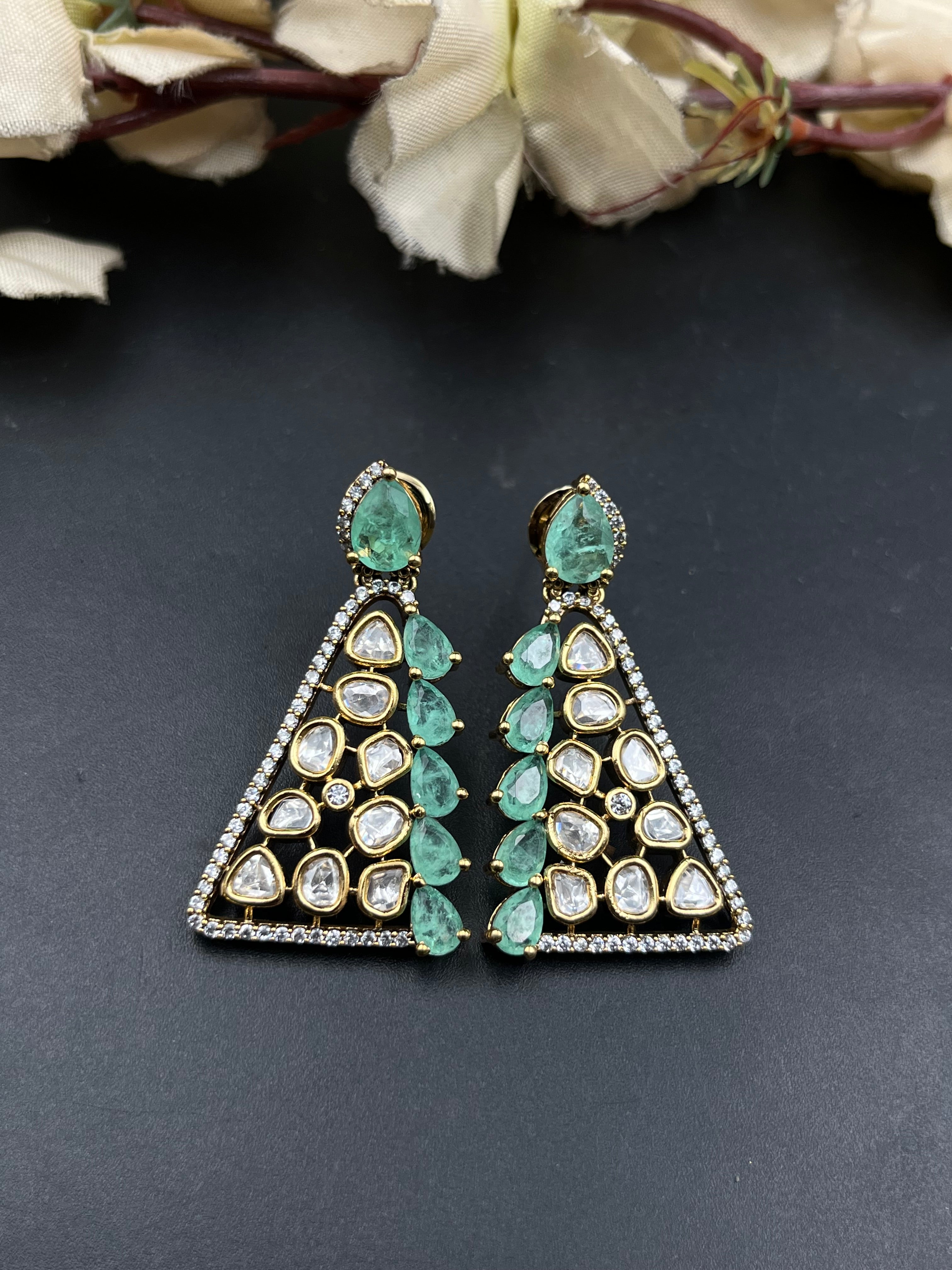 TRIPTI EARRING