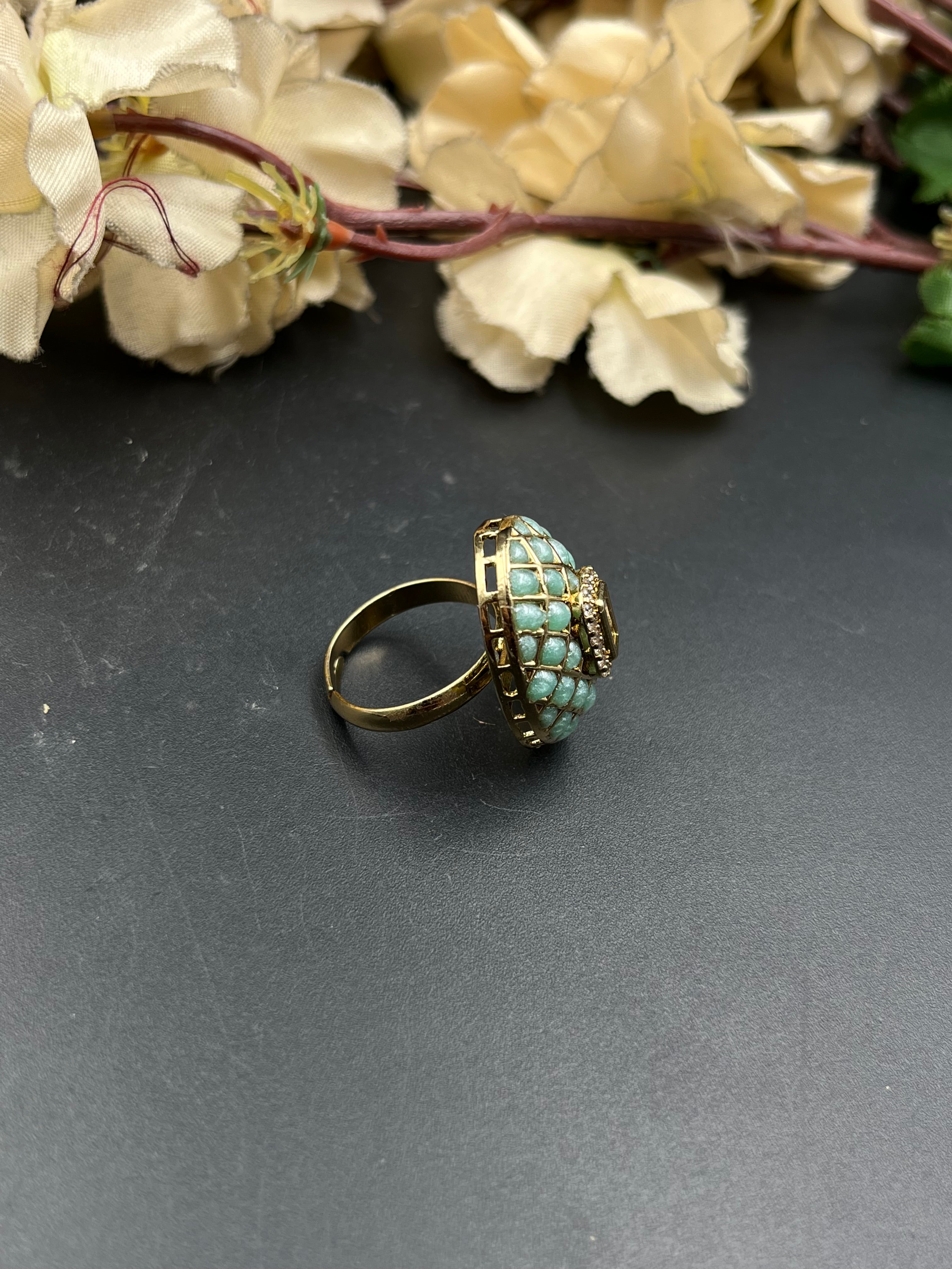 Gora Ring