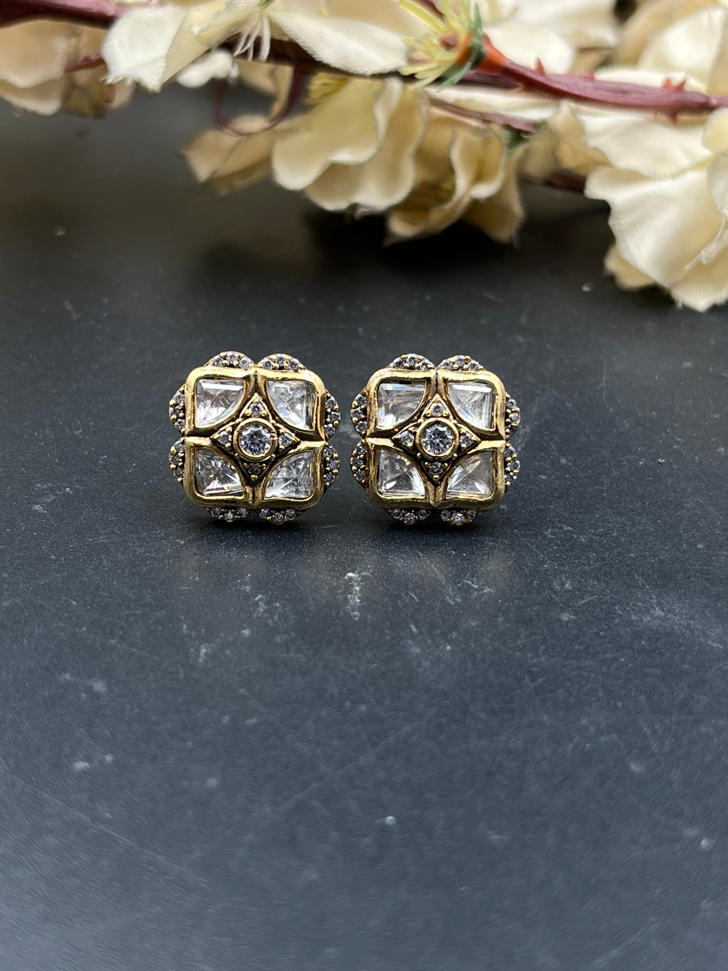 Tri Earring