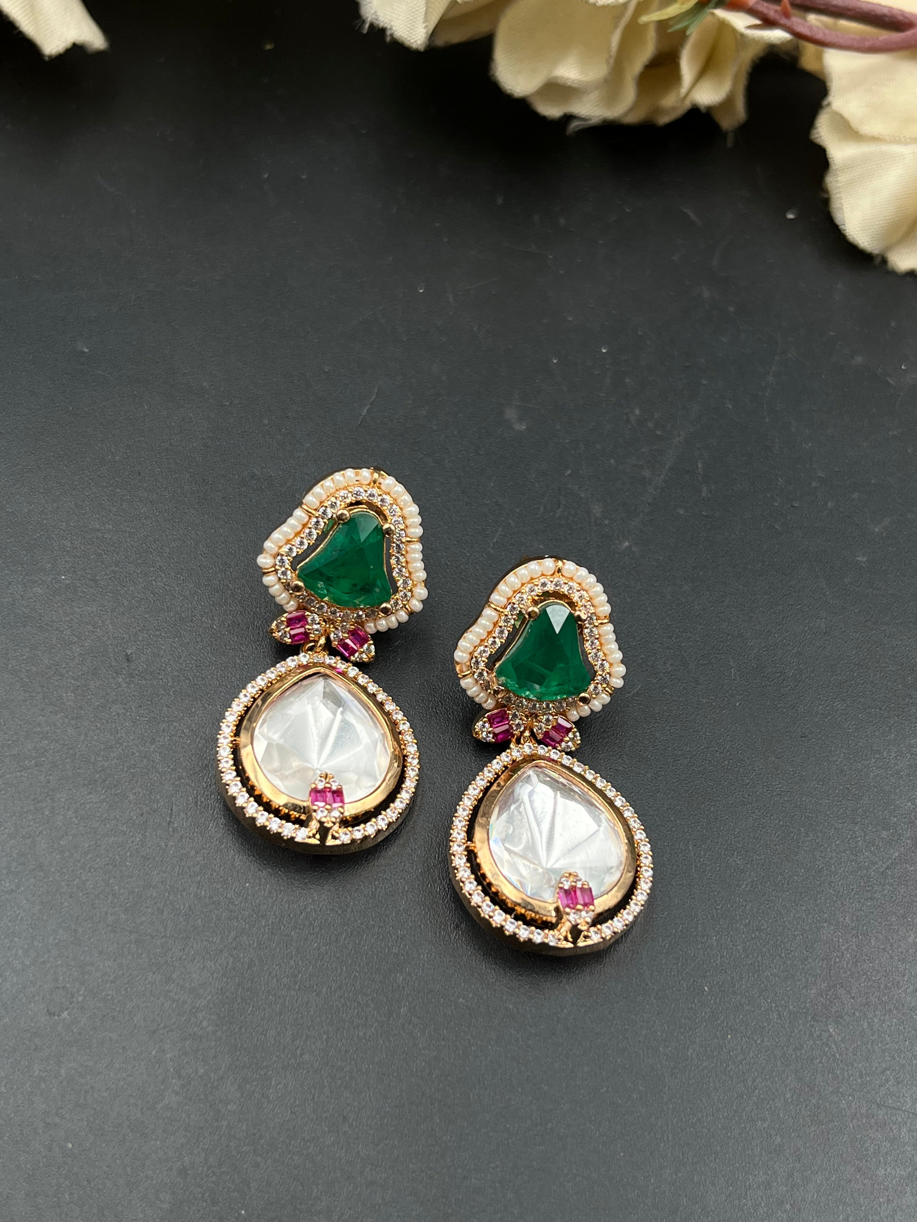 suja earring