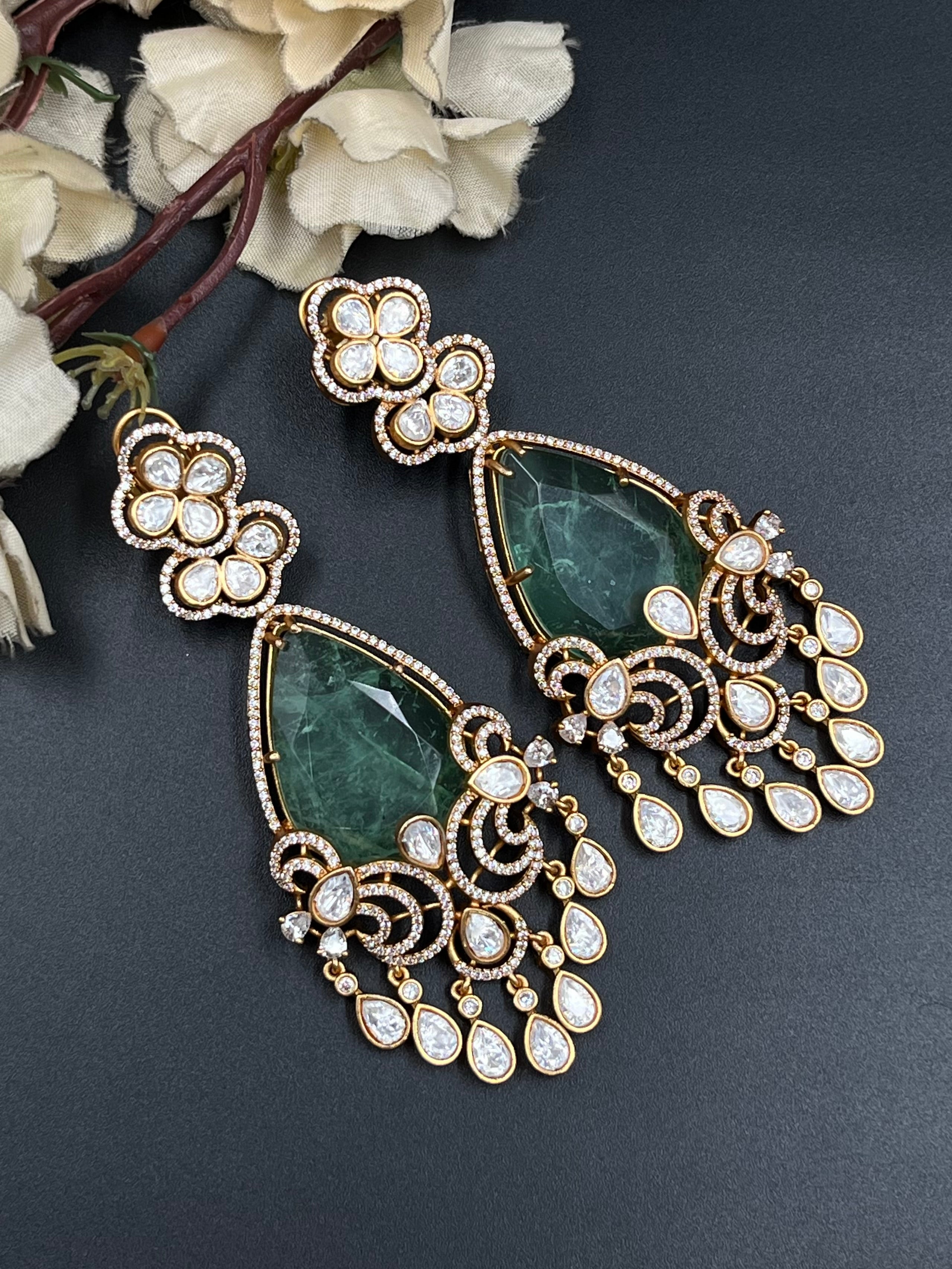 AMIRA EARRINGS