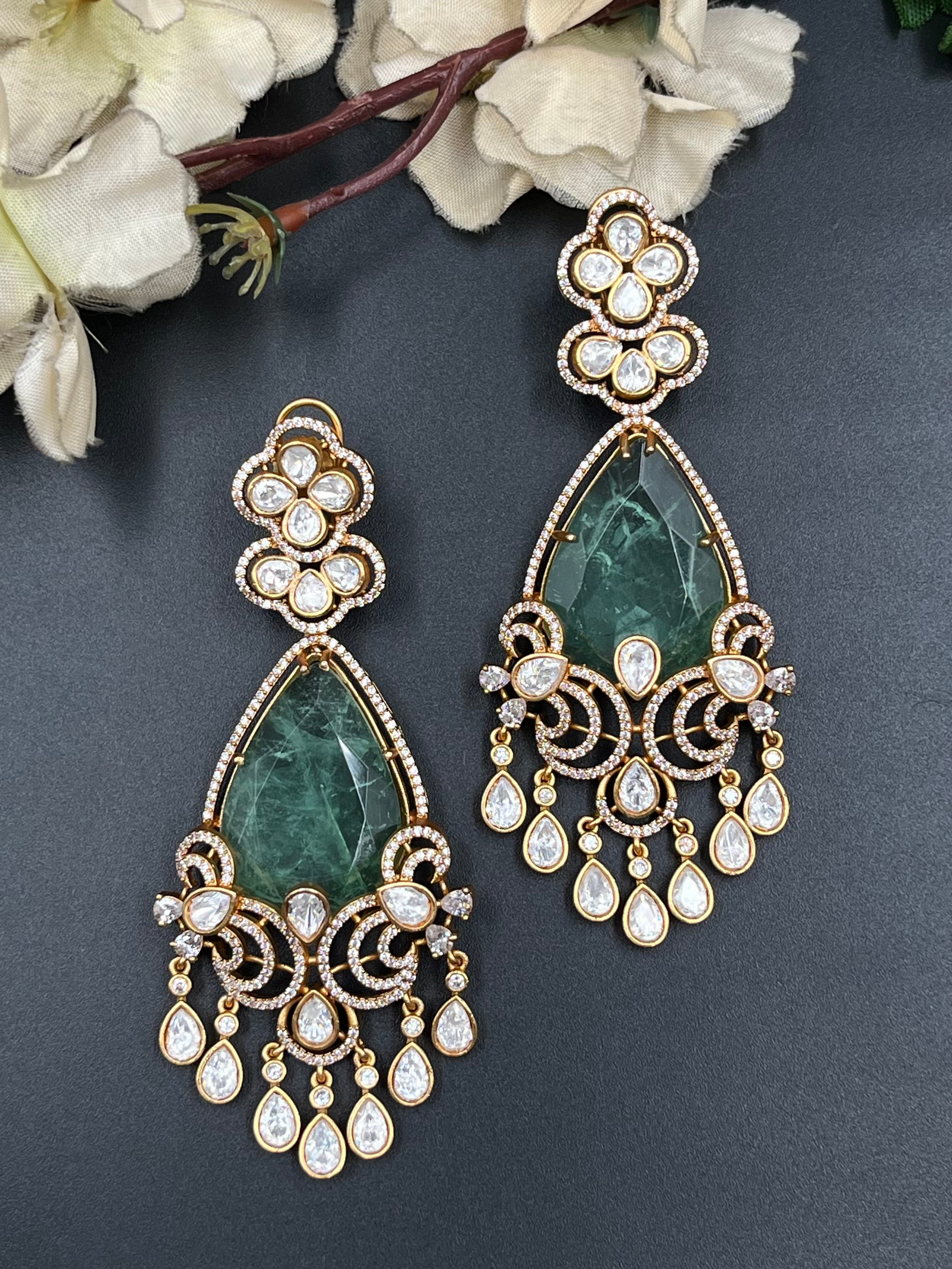 AMIRA EARRINGS