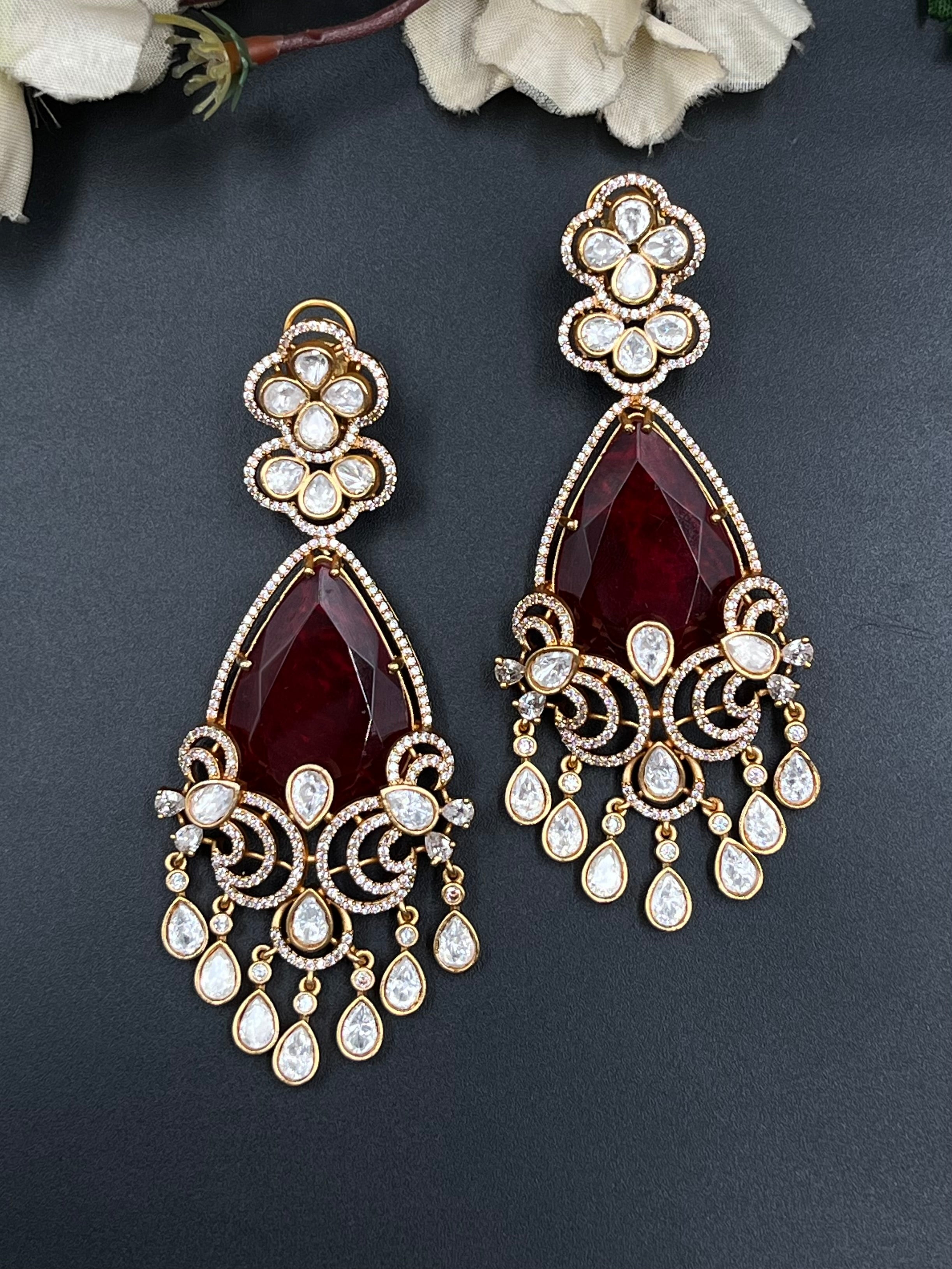AMIRA EARRINGS