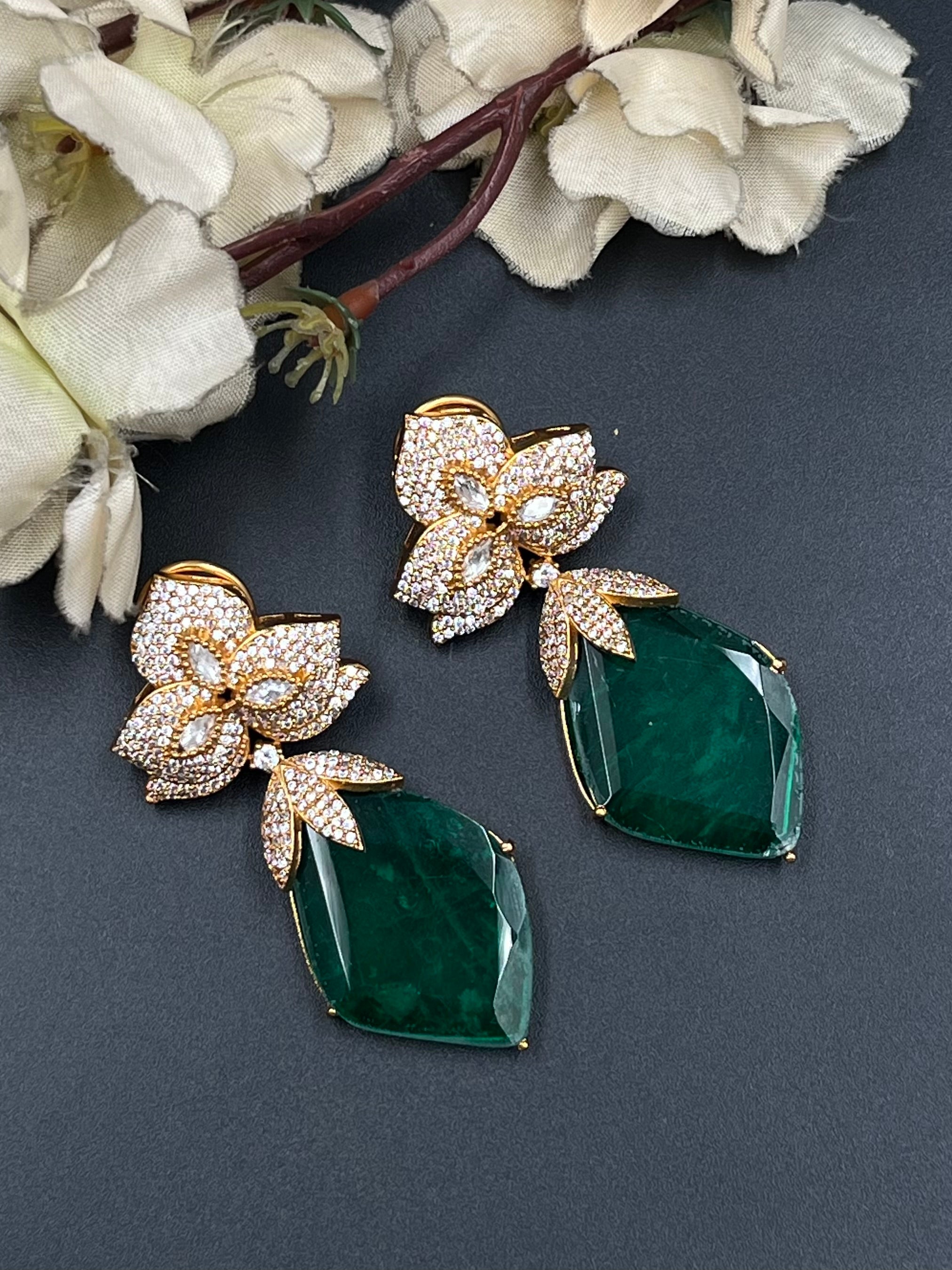 MAHI EARRINGS