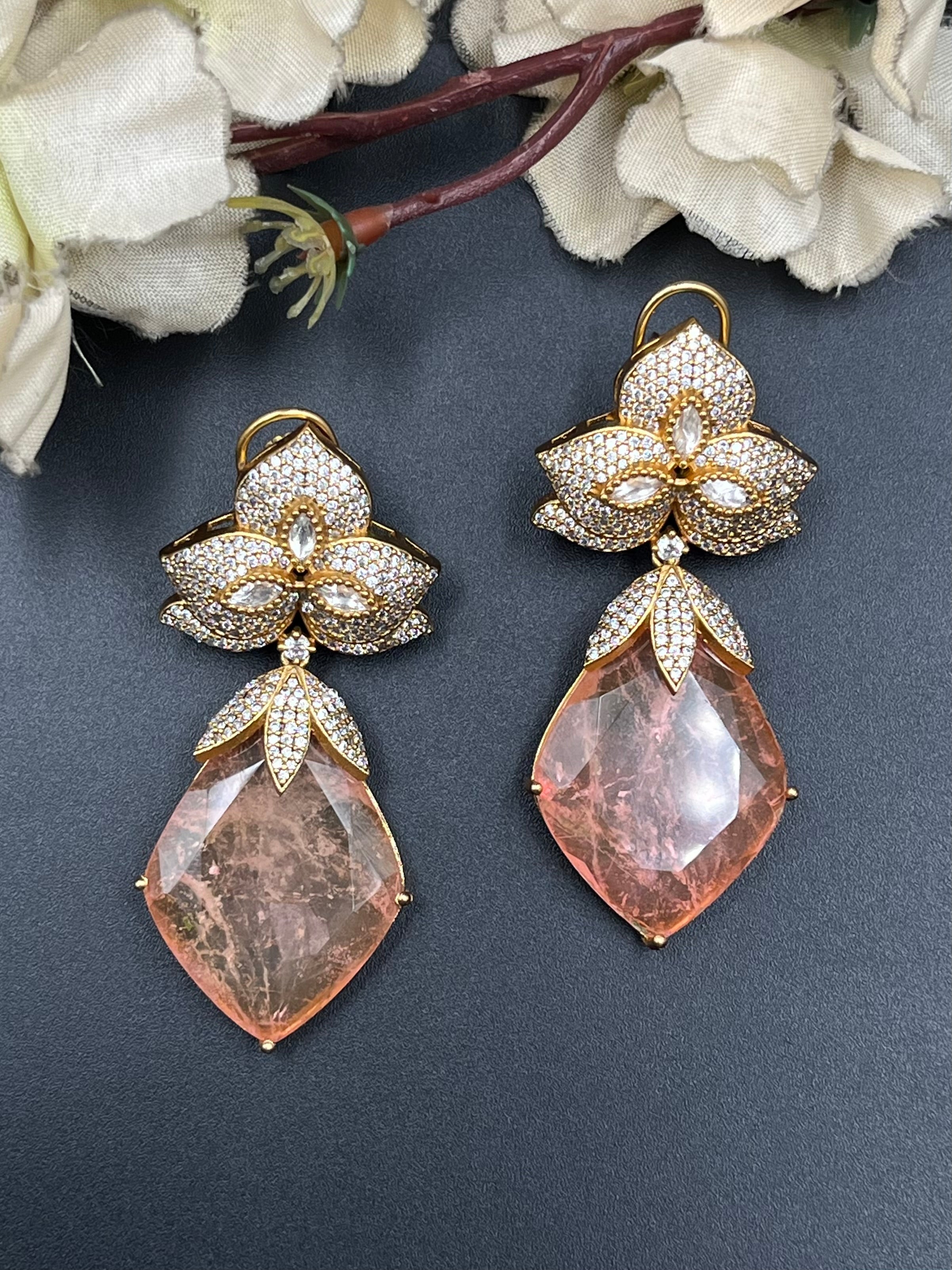 MAHI EARRINGS