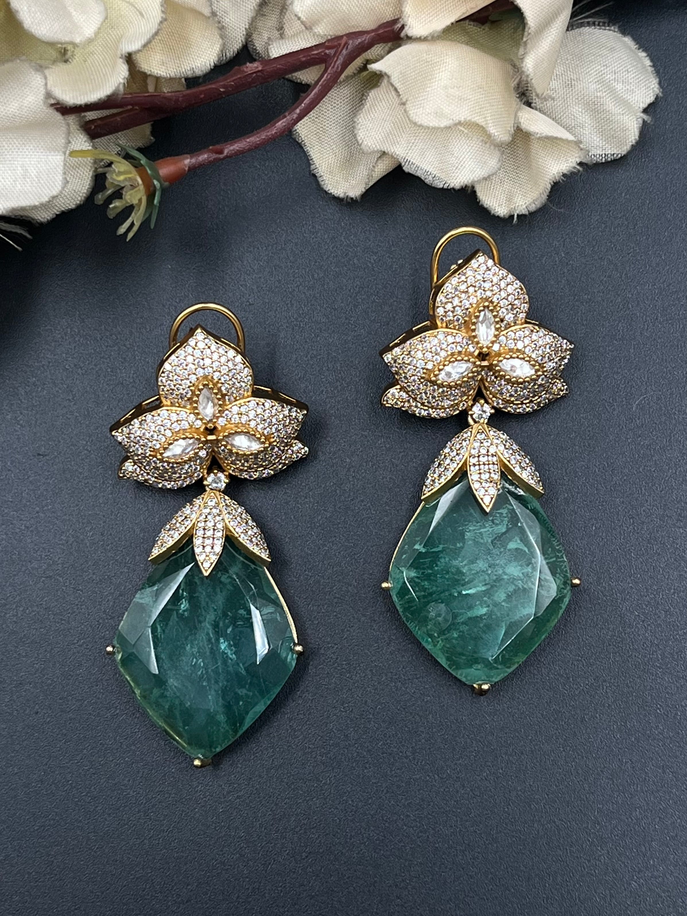 MAHI EARRINGS