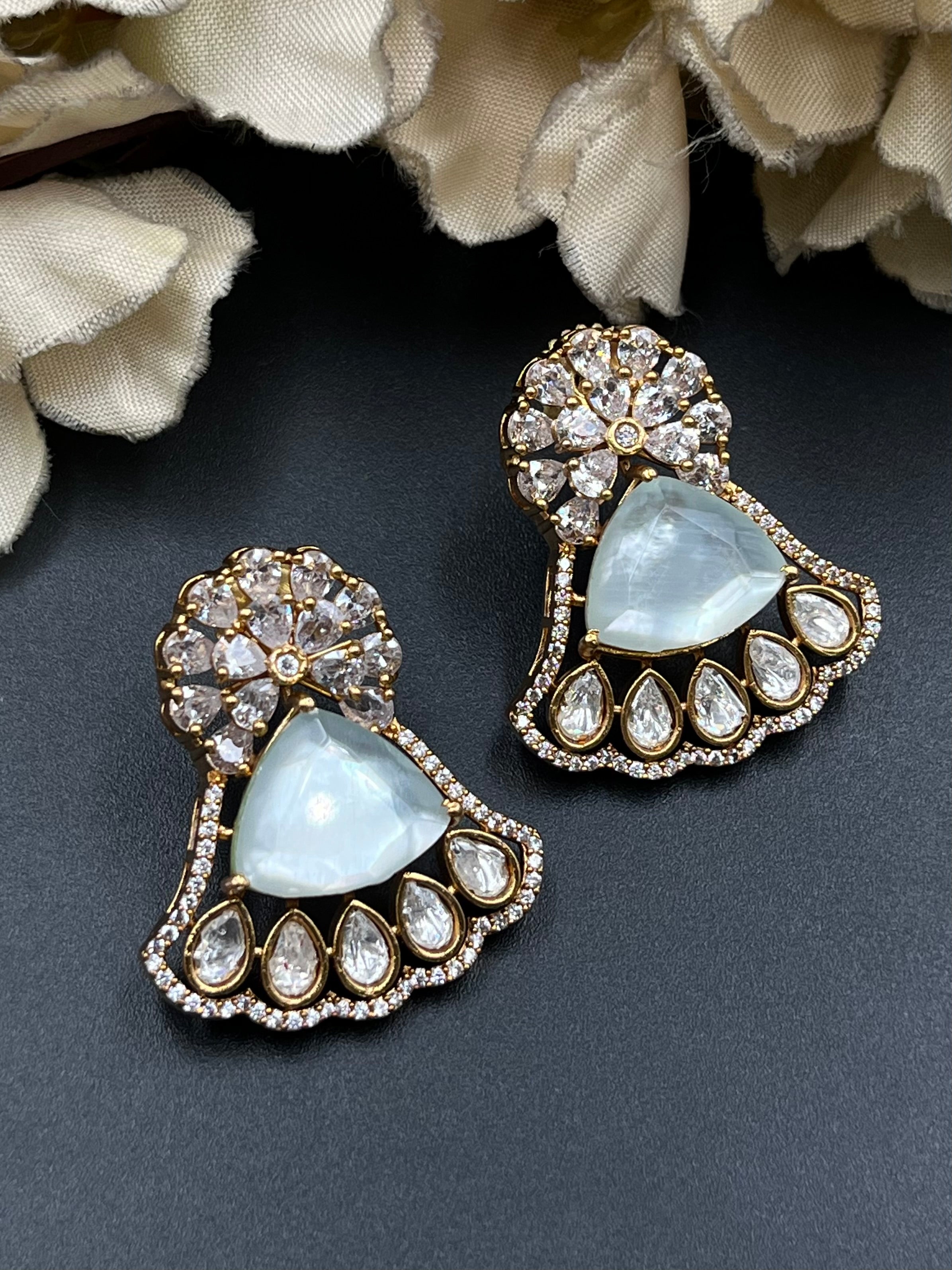 PRACHI EARRINGS