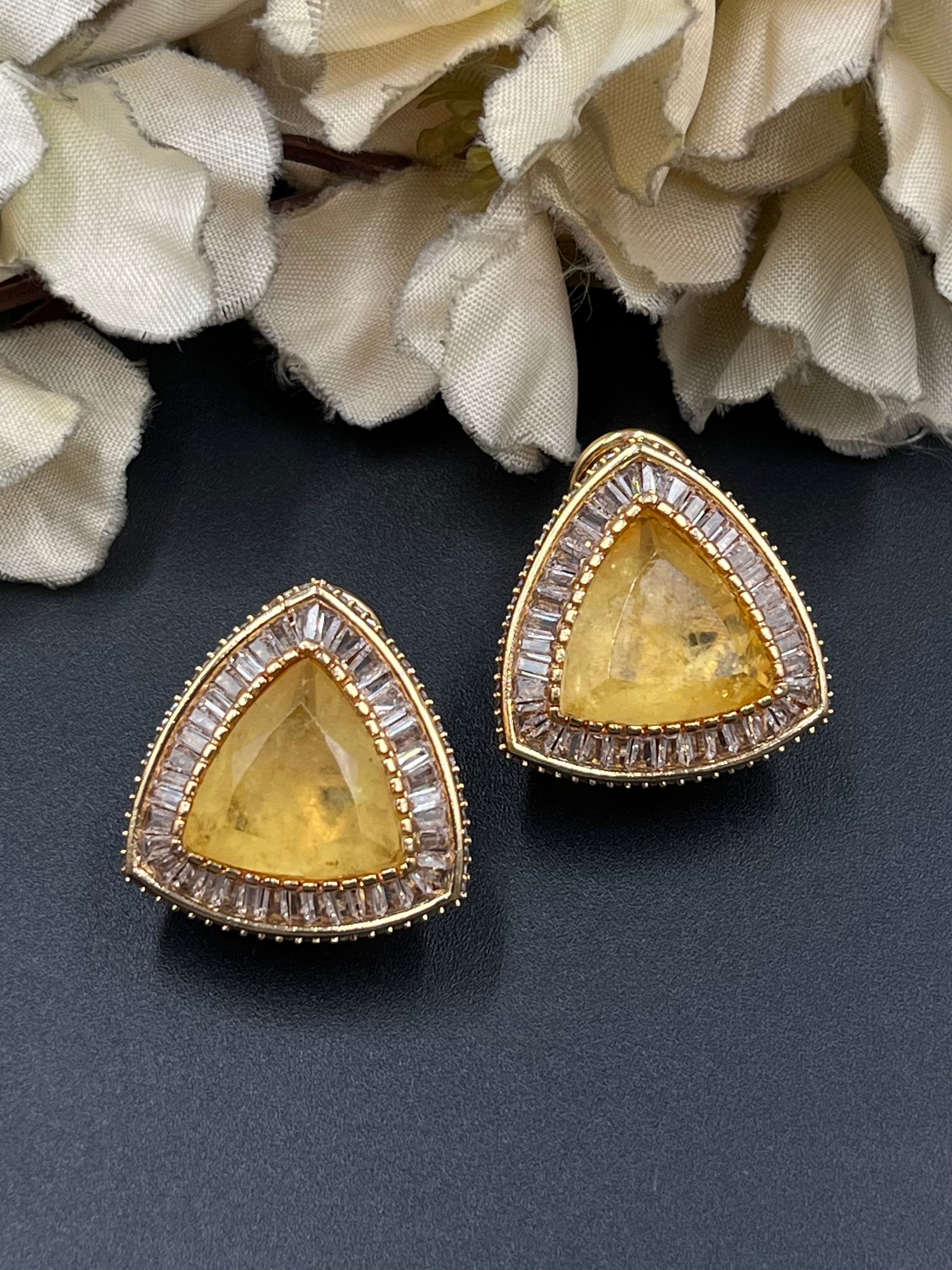 ARWA EARRINGS