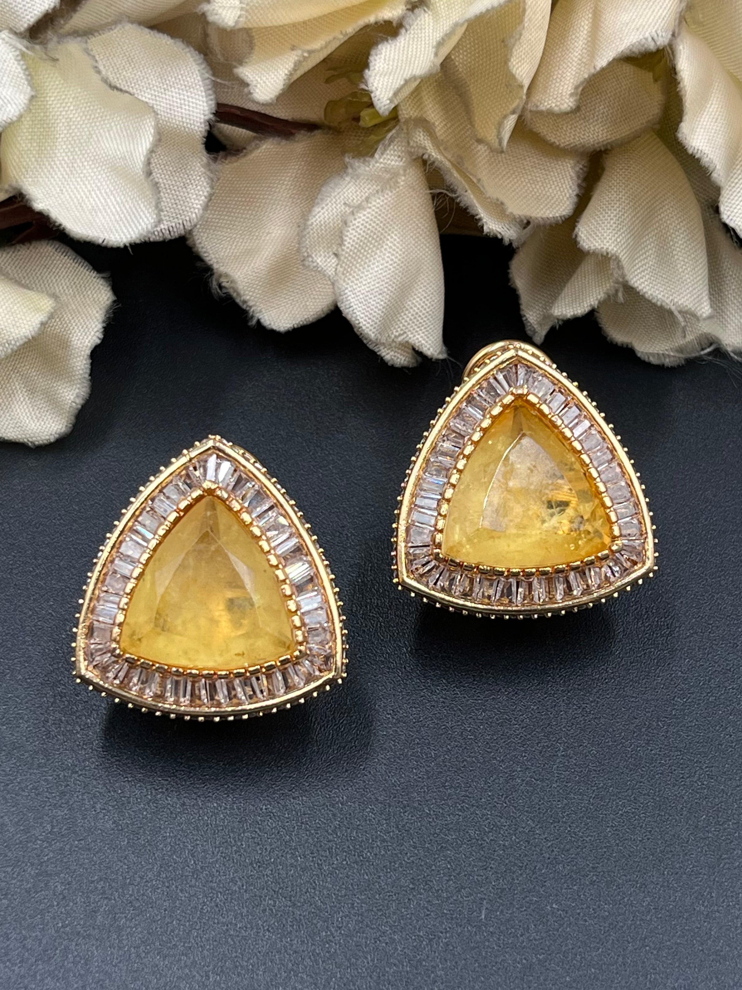ARWA EARRINGS
