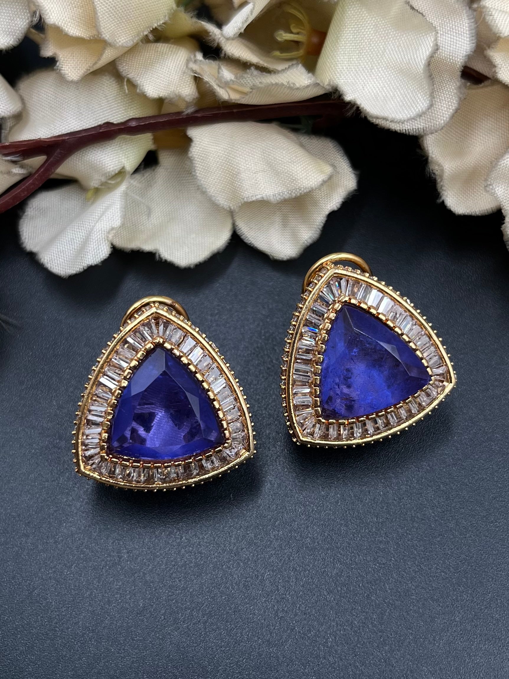 ARWA EARRINGS