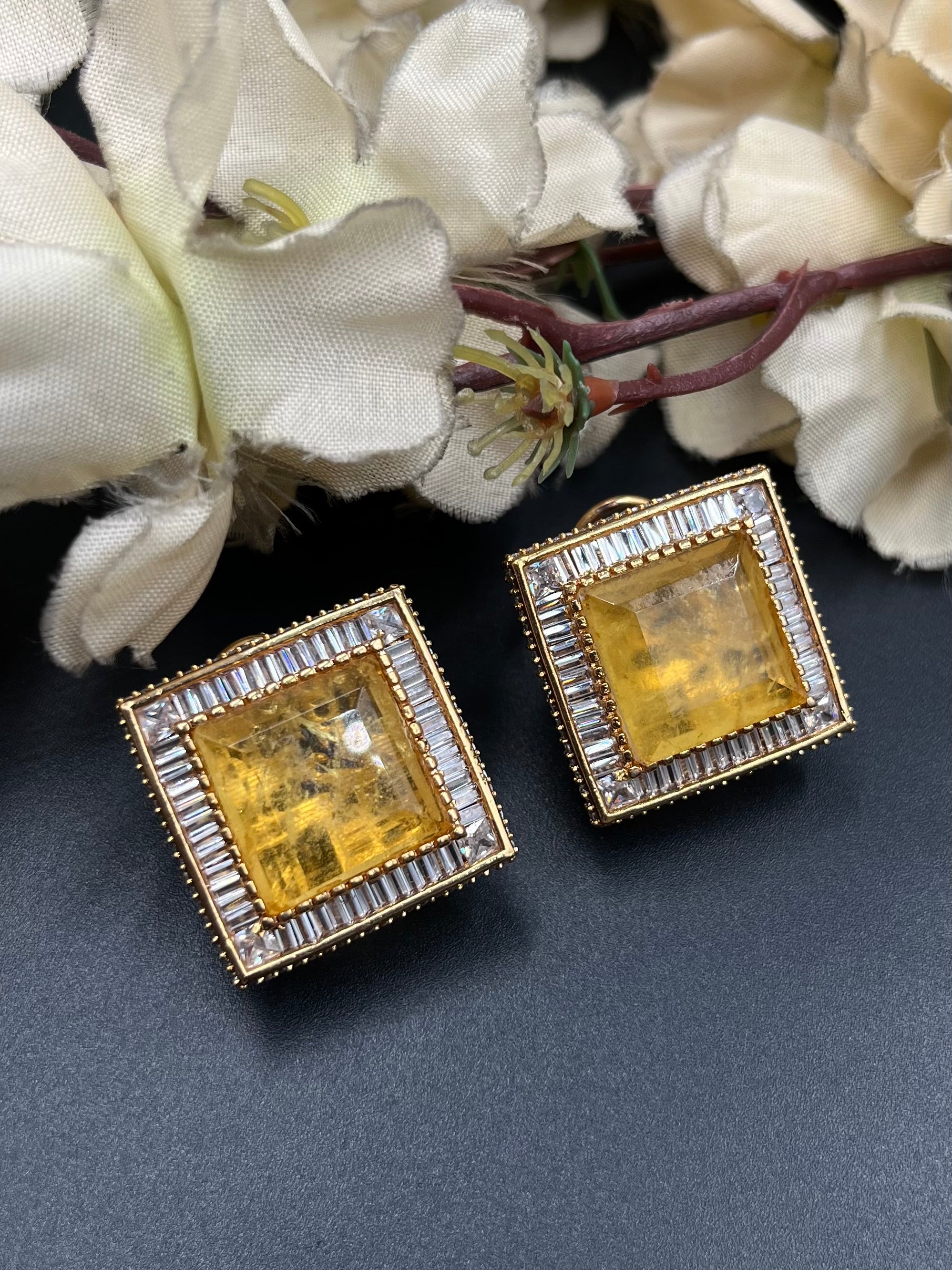 AIZA EARRINGS