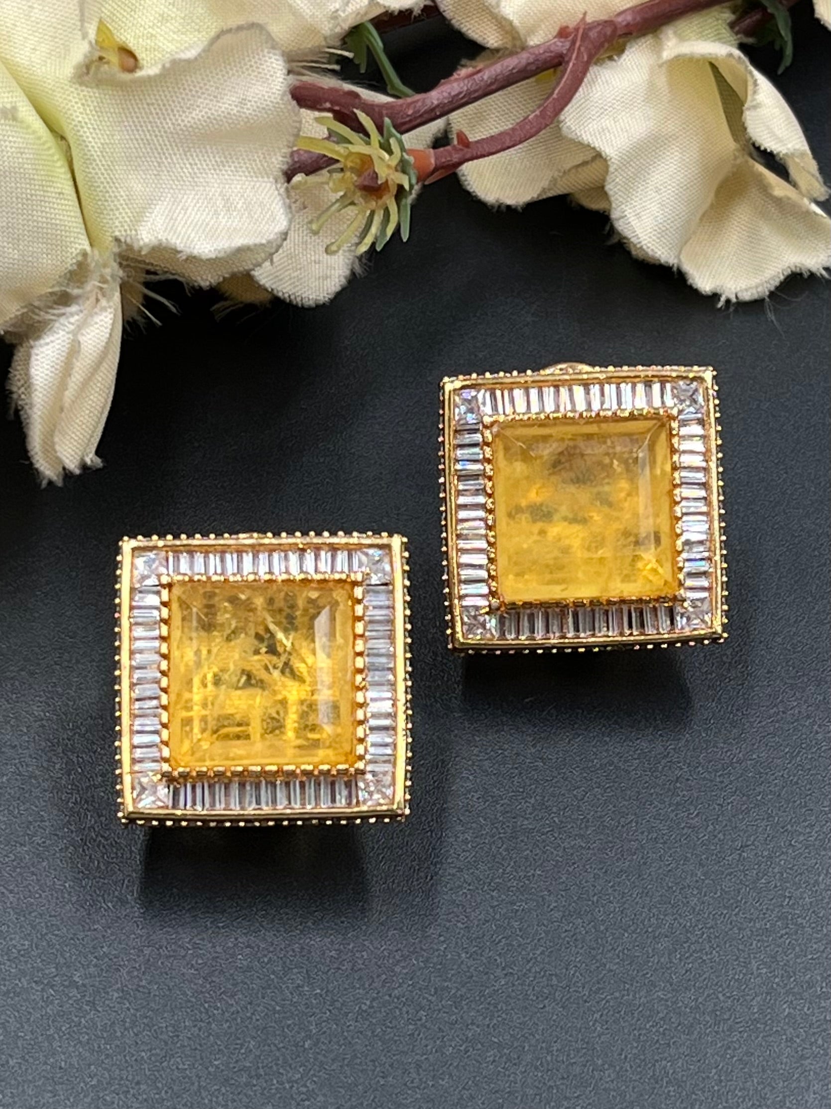 AIZA EARRINGS