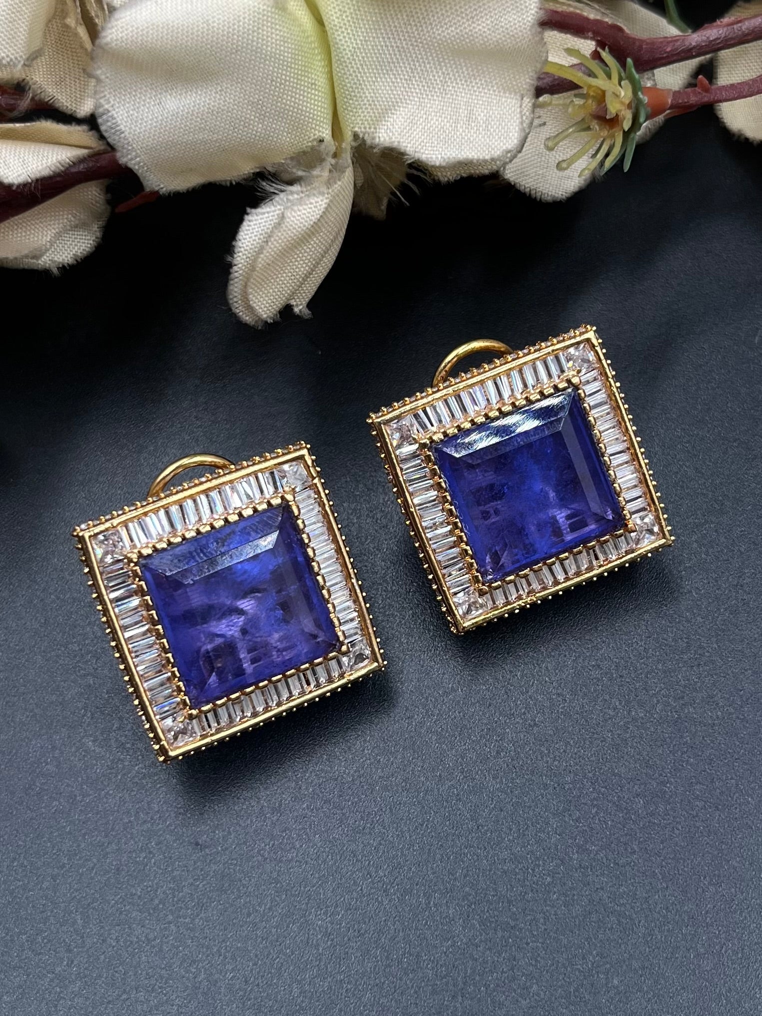 AIZA EARRINGS