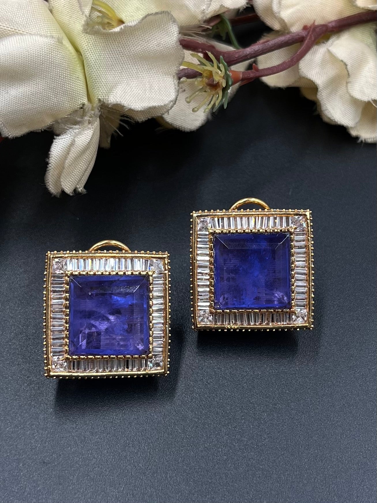 AIZA EARRINGS