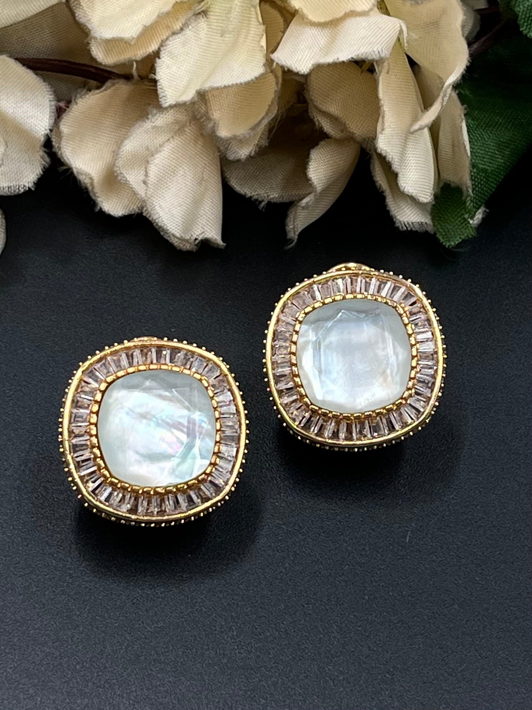 AFIFA EARRINGS