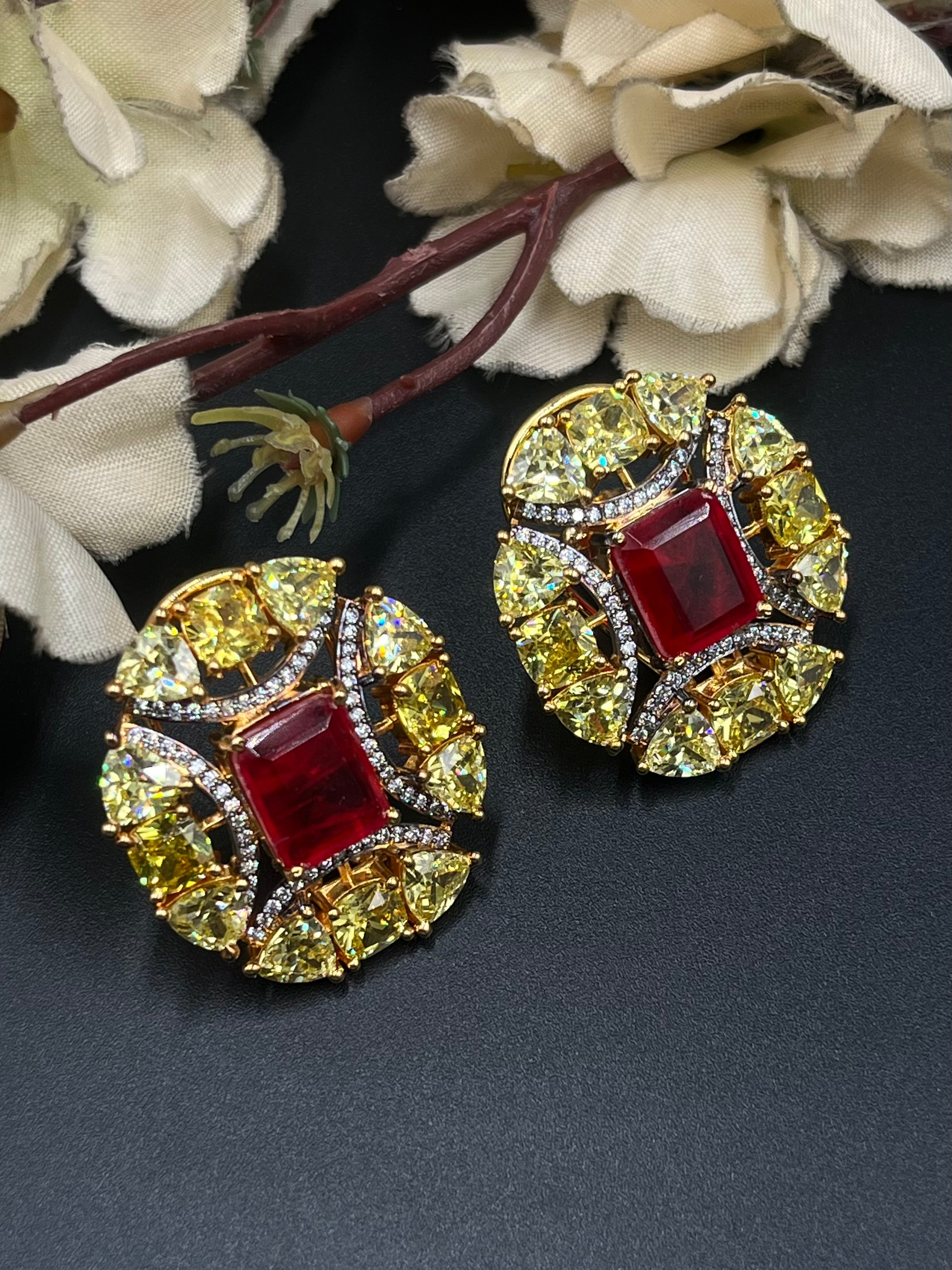 ARIYA EARRINGS