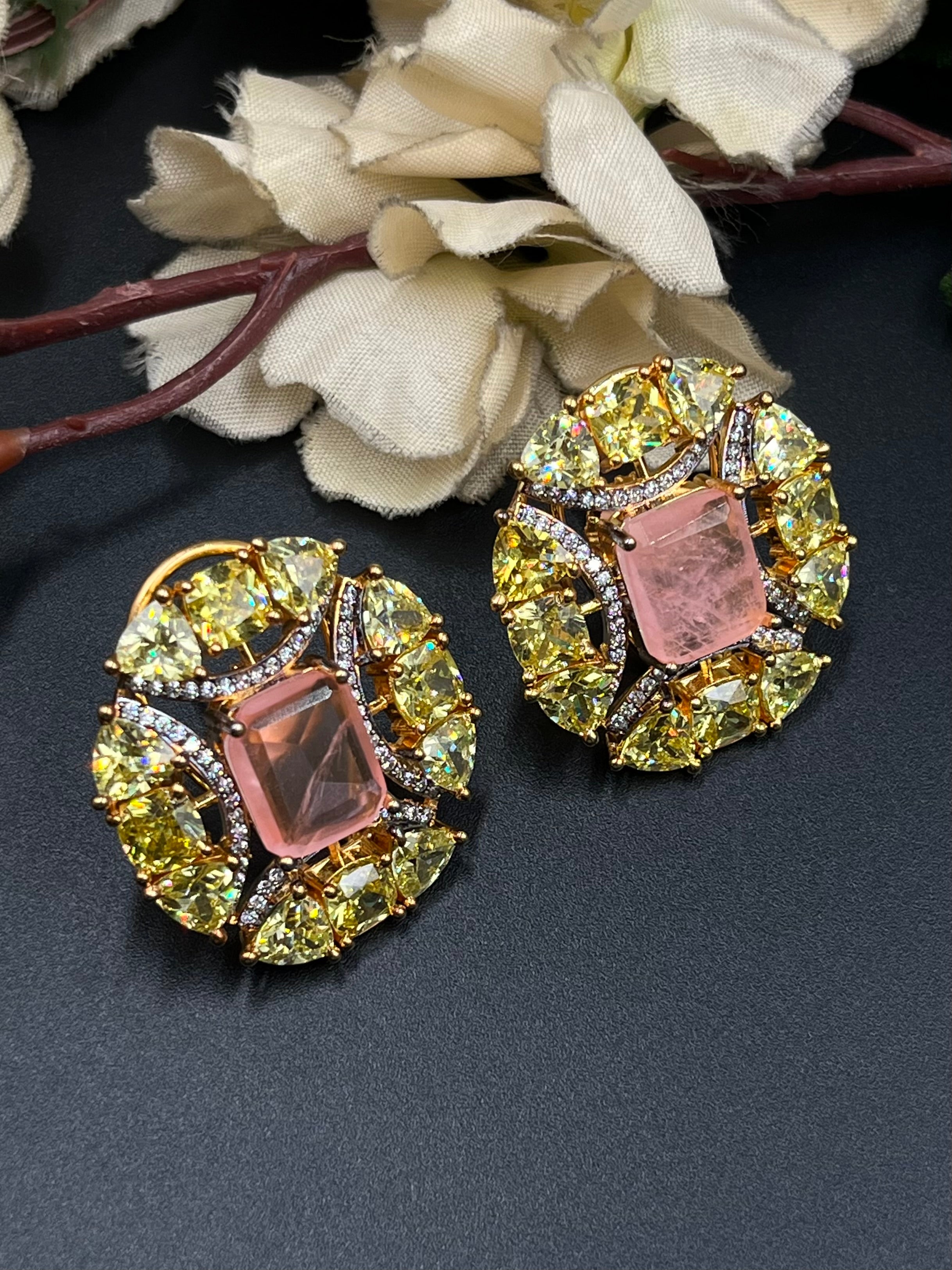 ARIYA EARRINGS