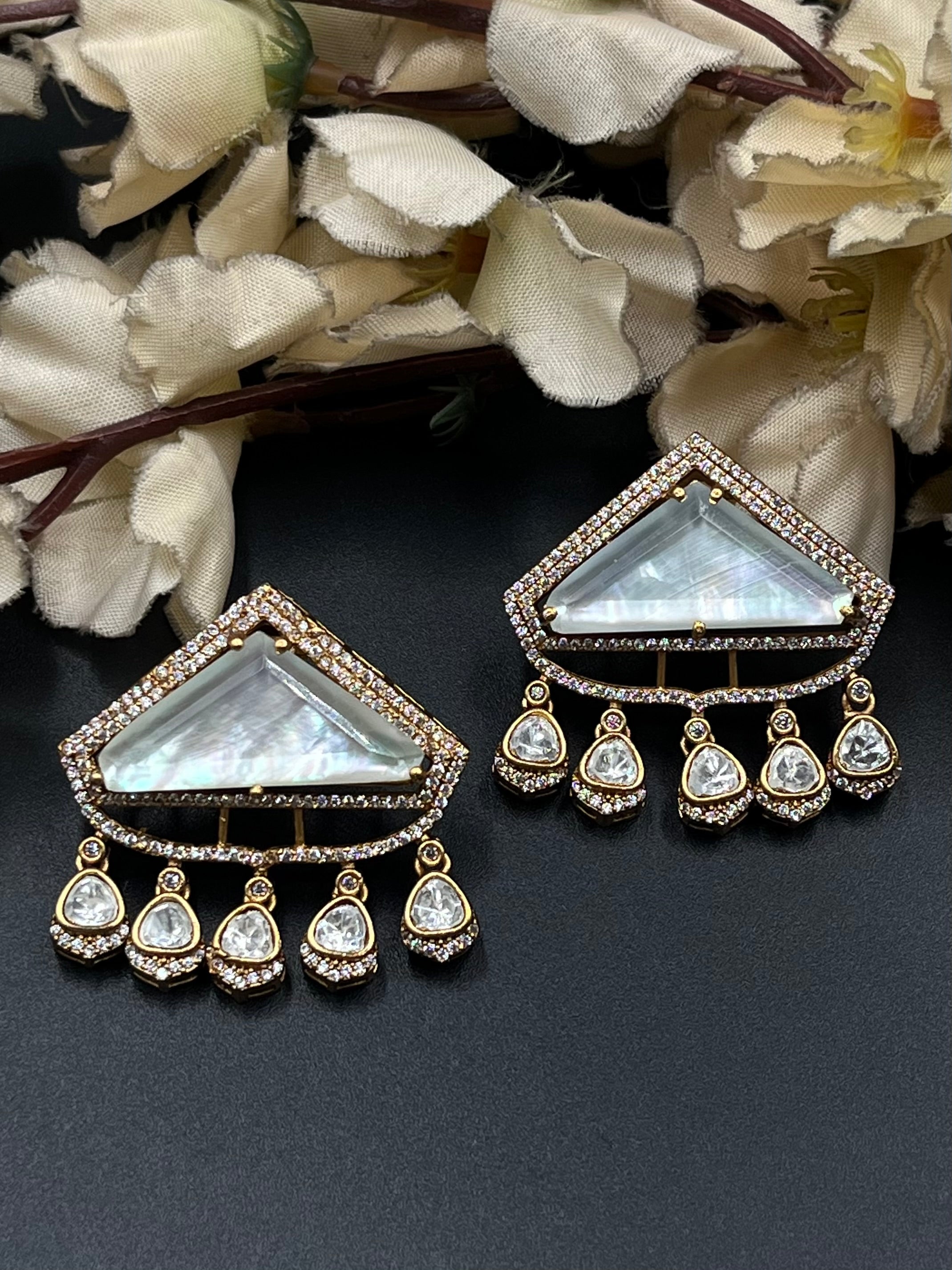 IPEK EARRINGS