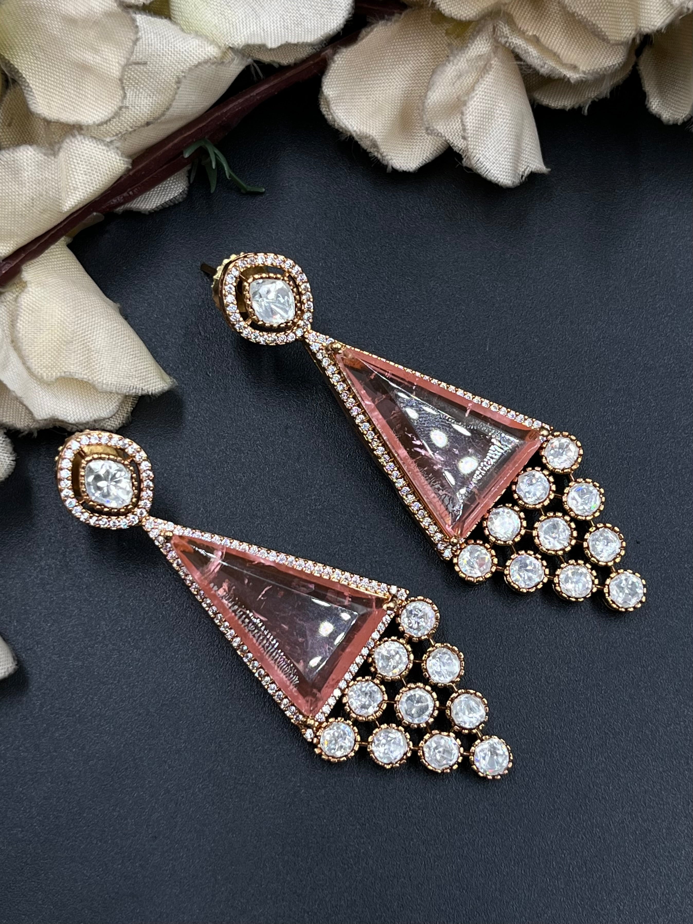GUNU EARRINGS