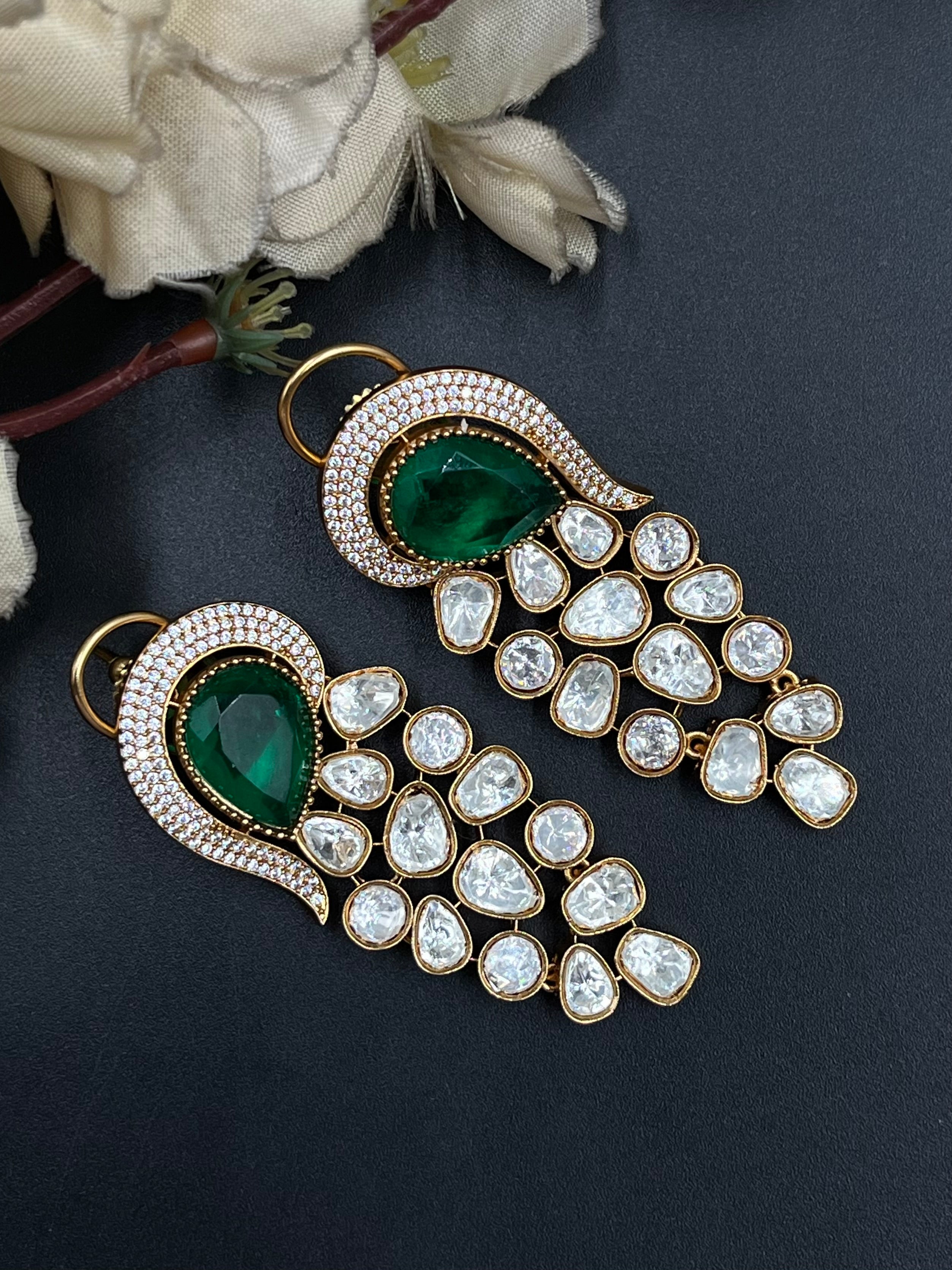 EMIRA EARRINGS