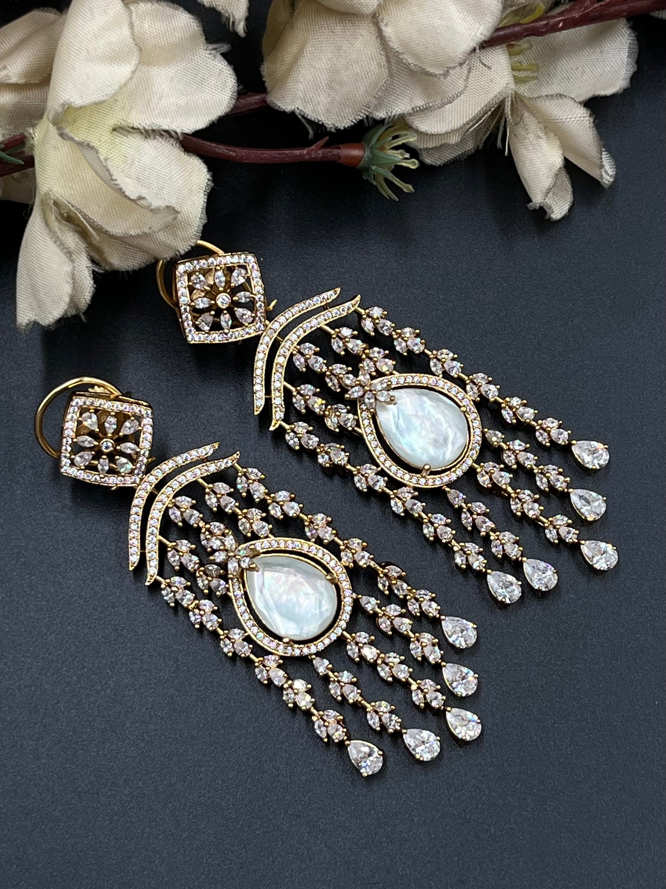 ZOHRA EARRINGS