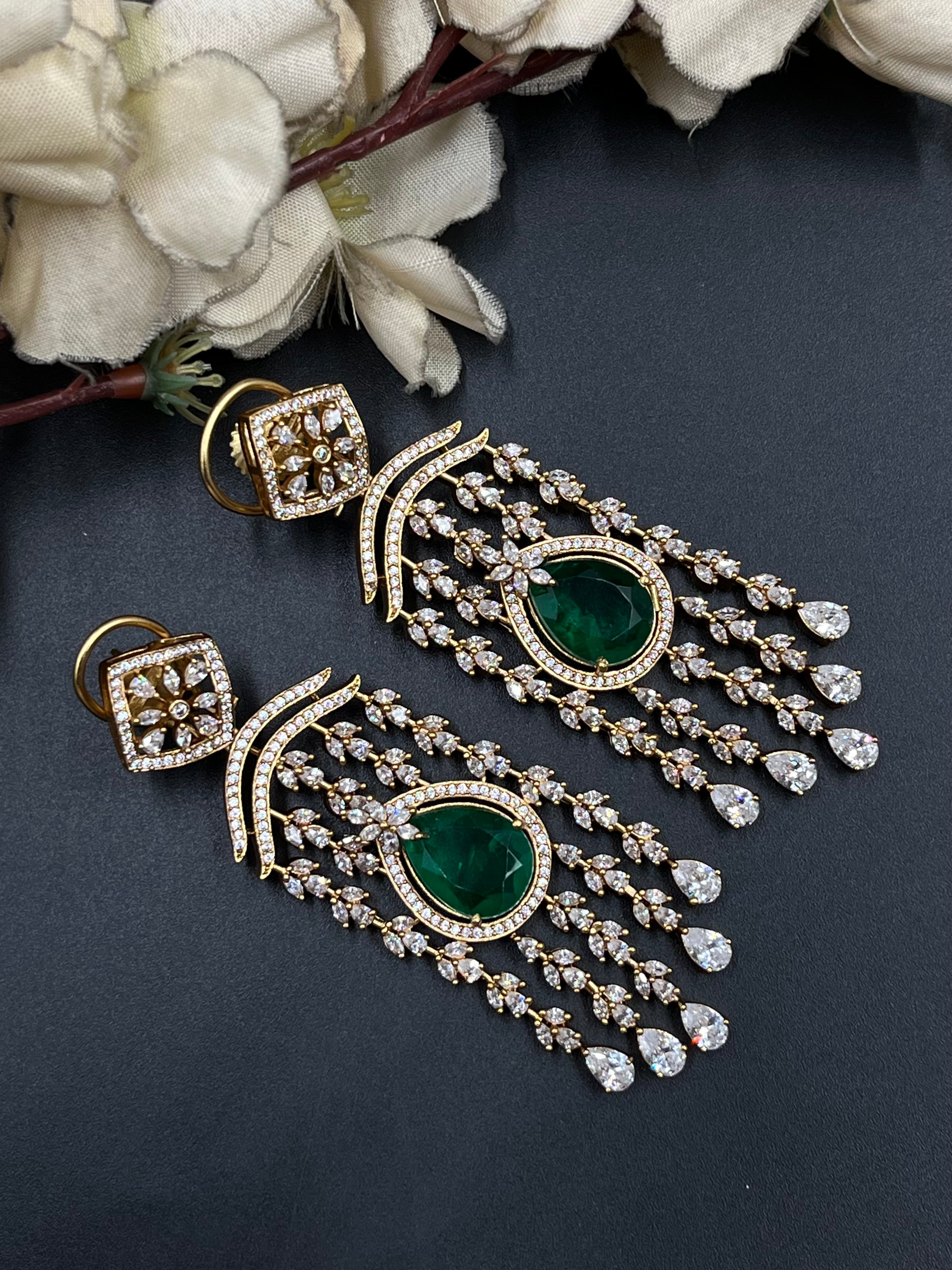 ZOHRA EARRINGS