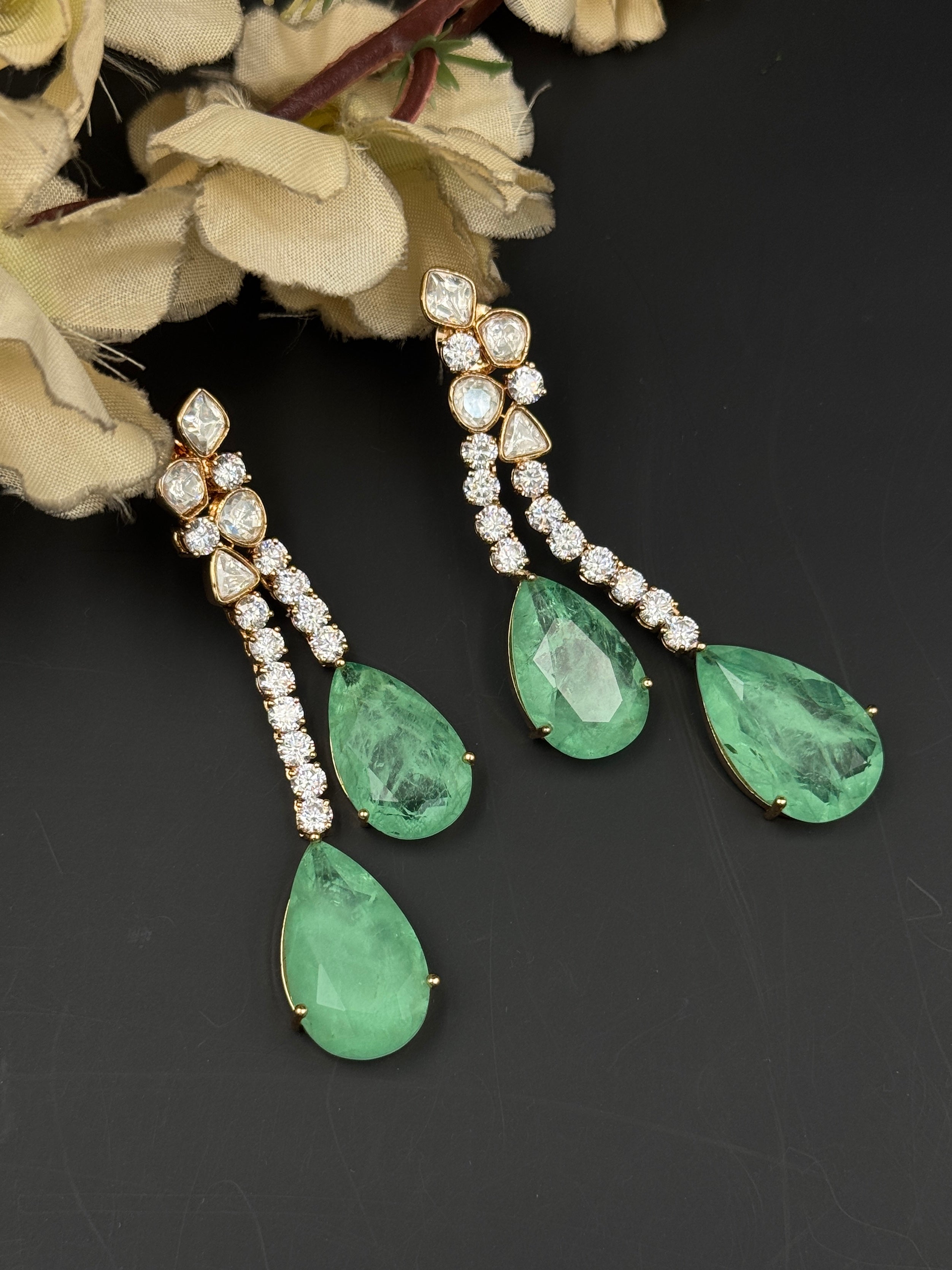 DIVISHA NECKLACE