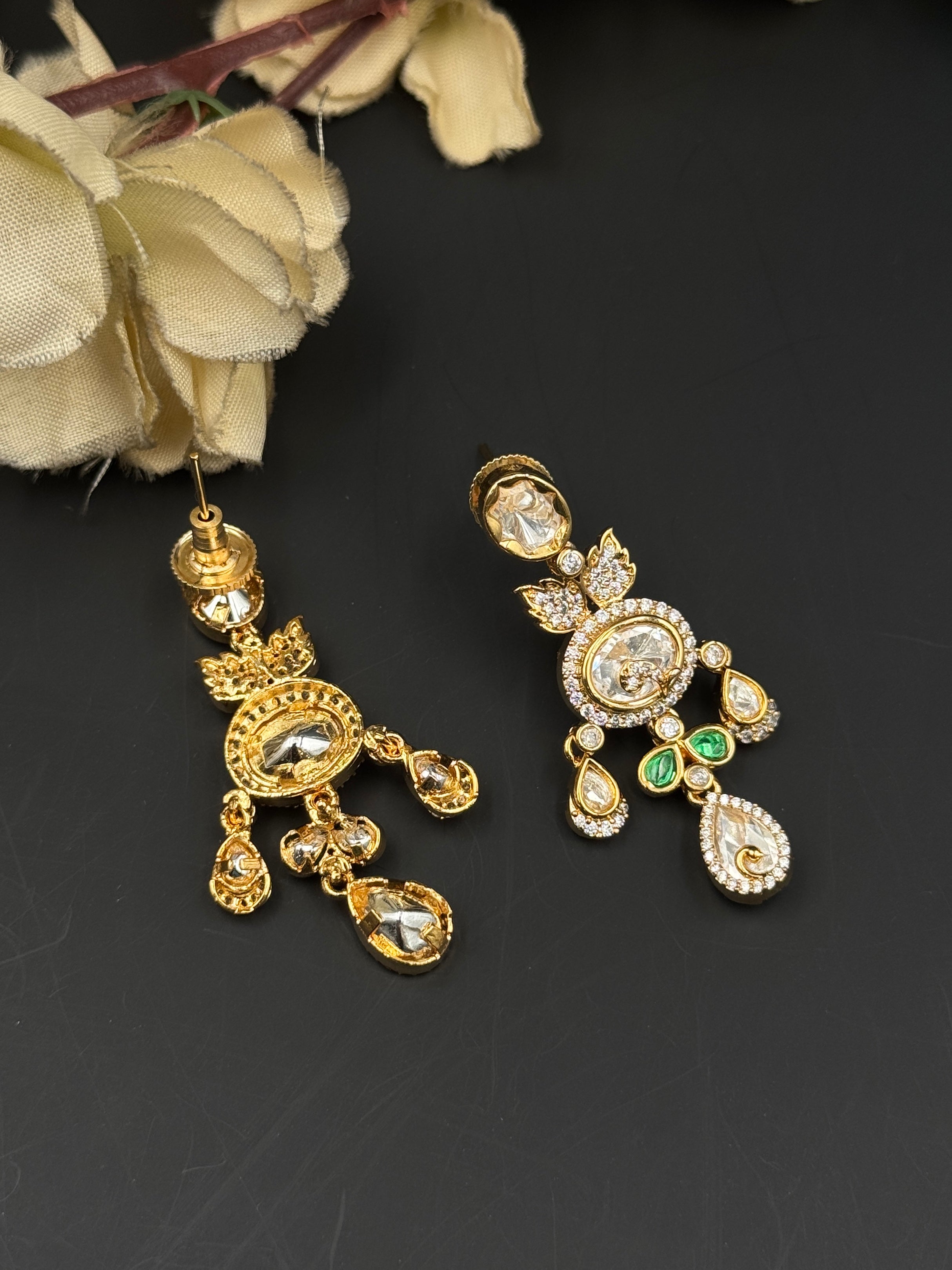 ZOYA NECKLACE