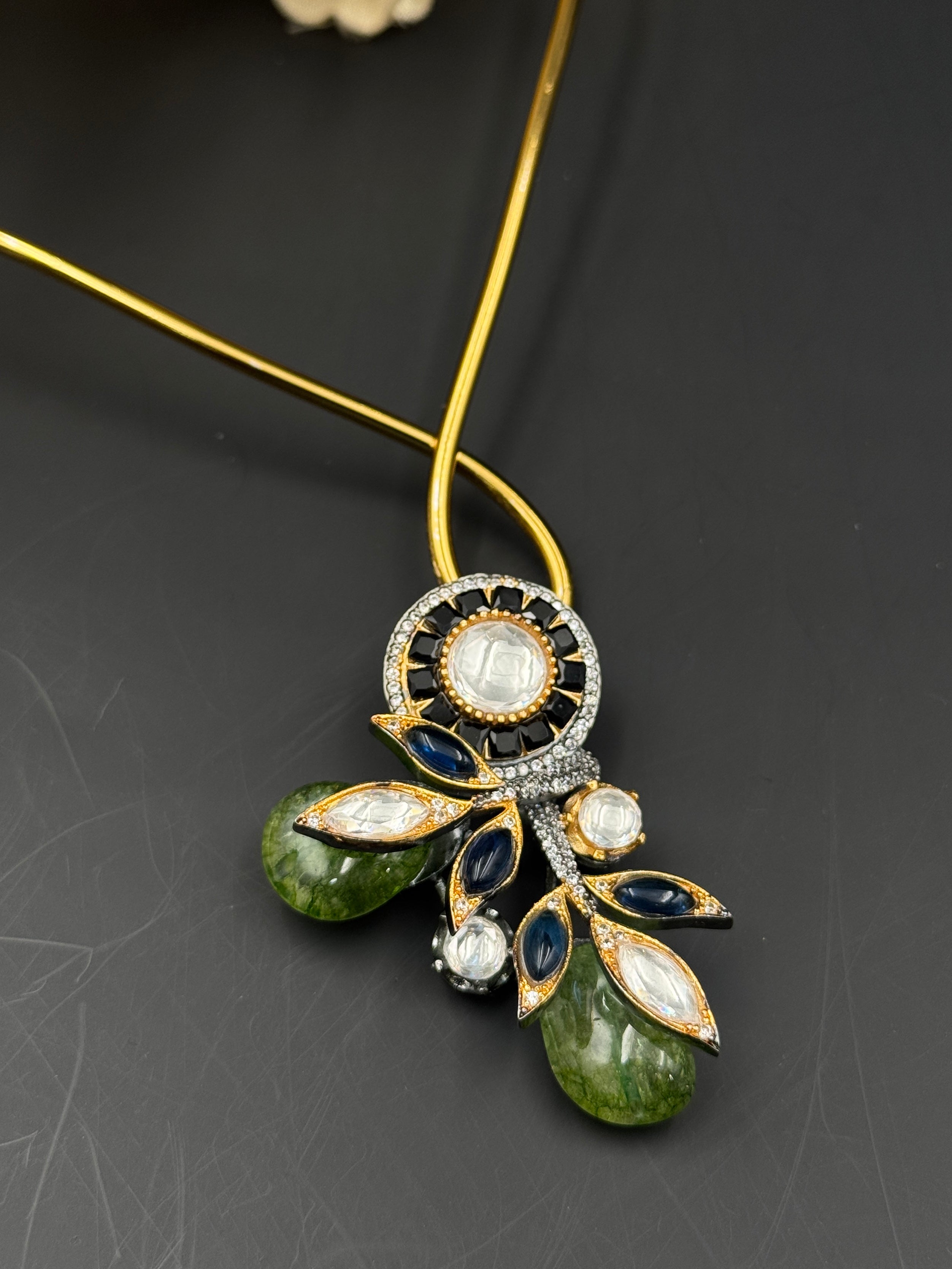 MIZOYA NECKLACE