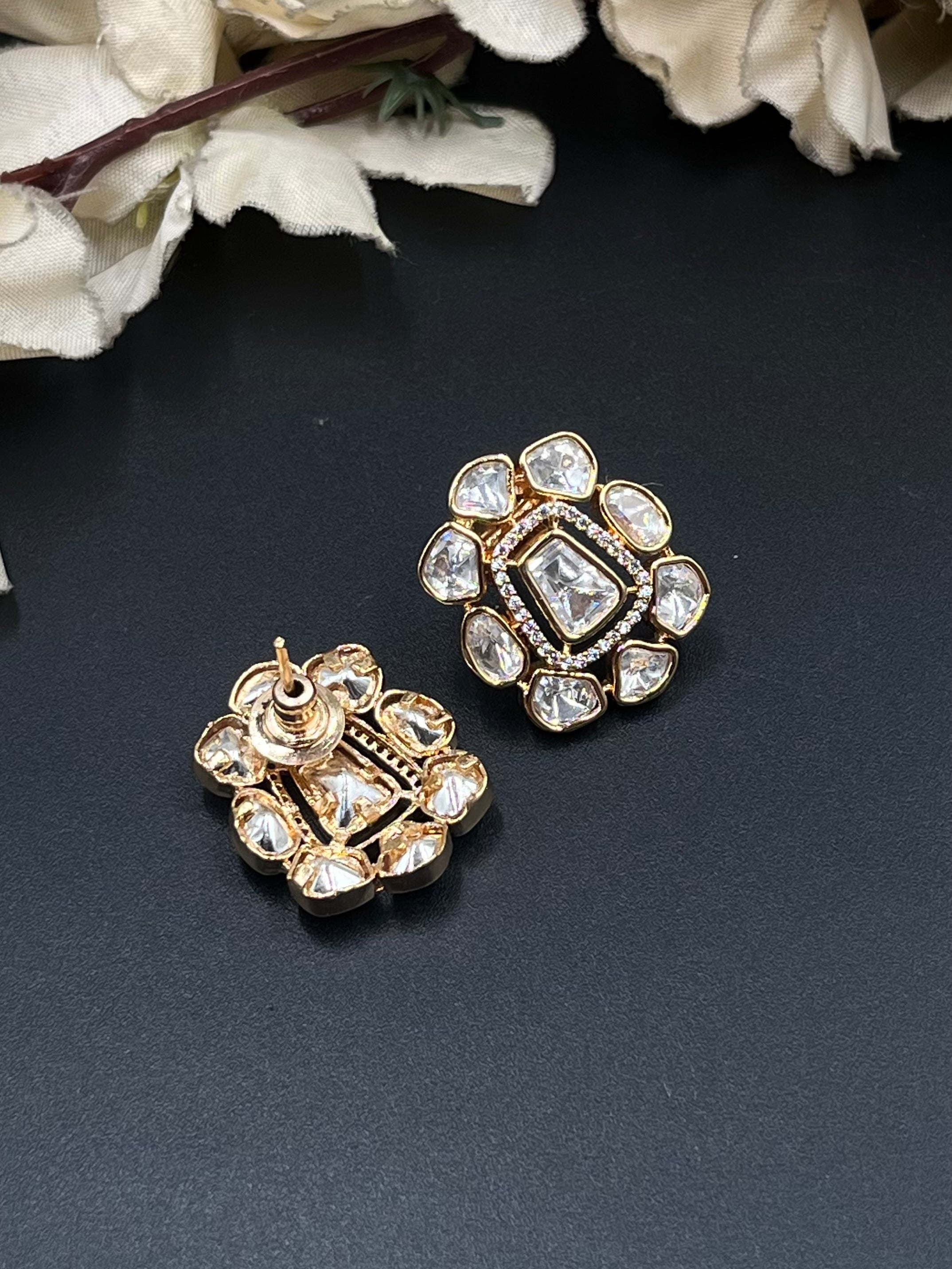 PRACHI NECKLACE
