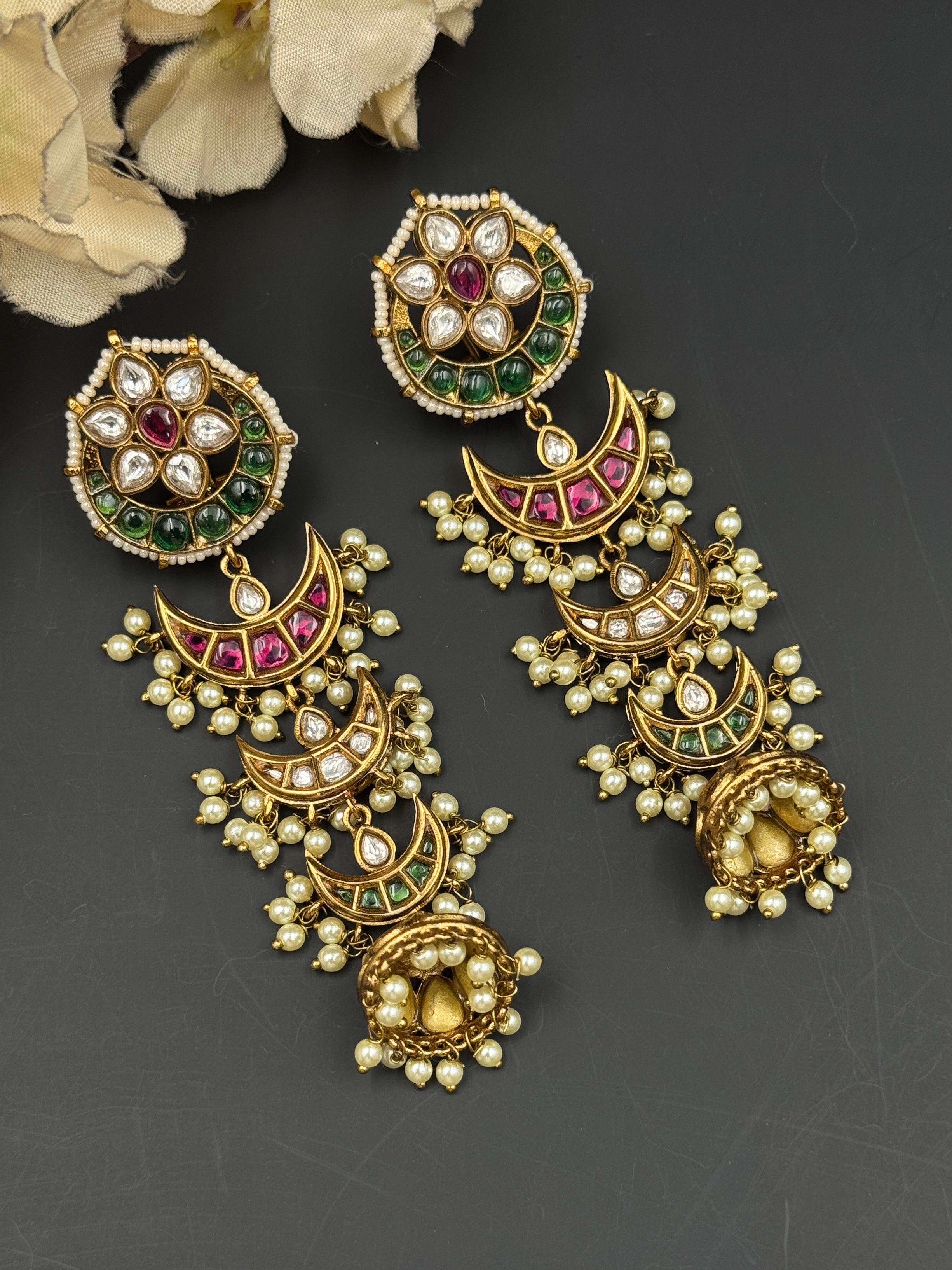 ZIVA EARRING